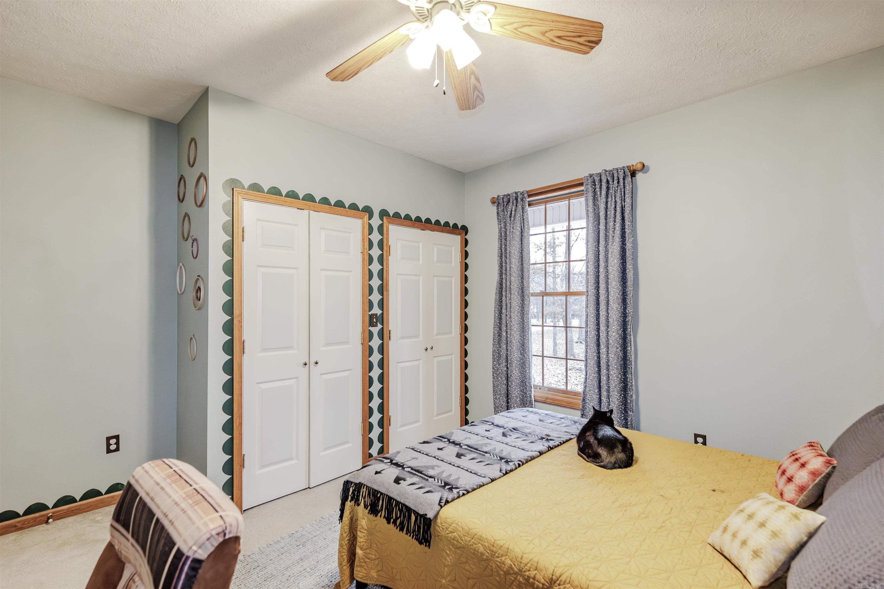 LAKEVIEW ESTATES - Residential