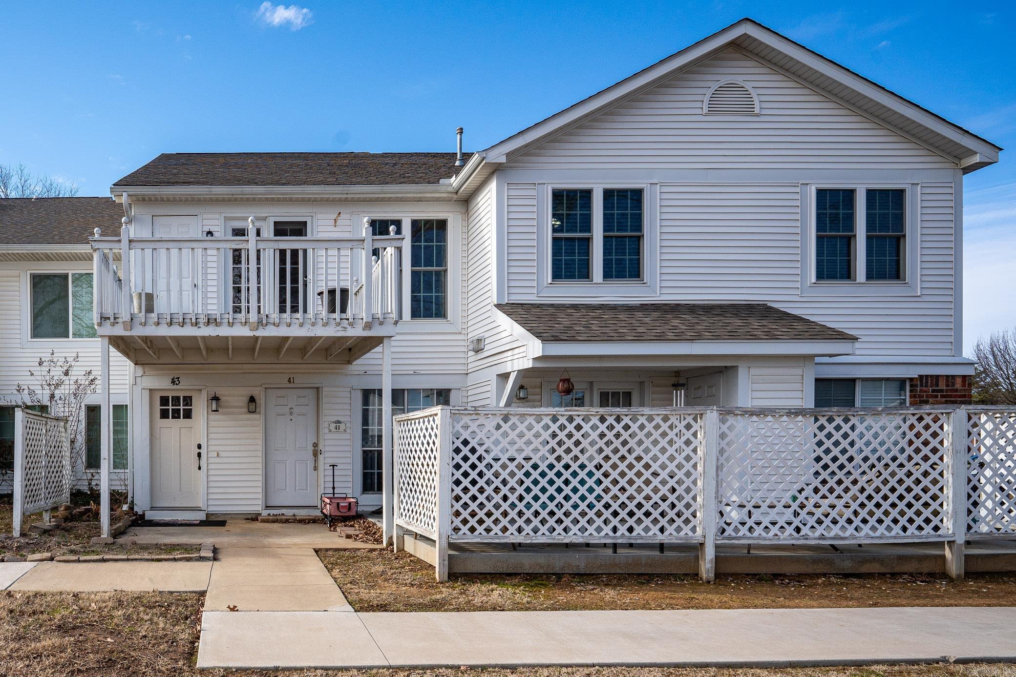 CARRIAGE COURTS - Residential