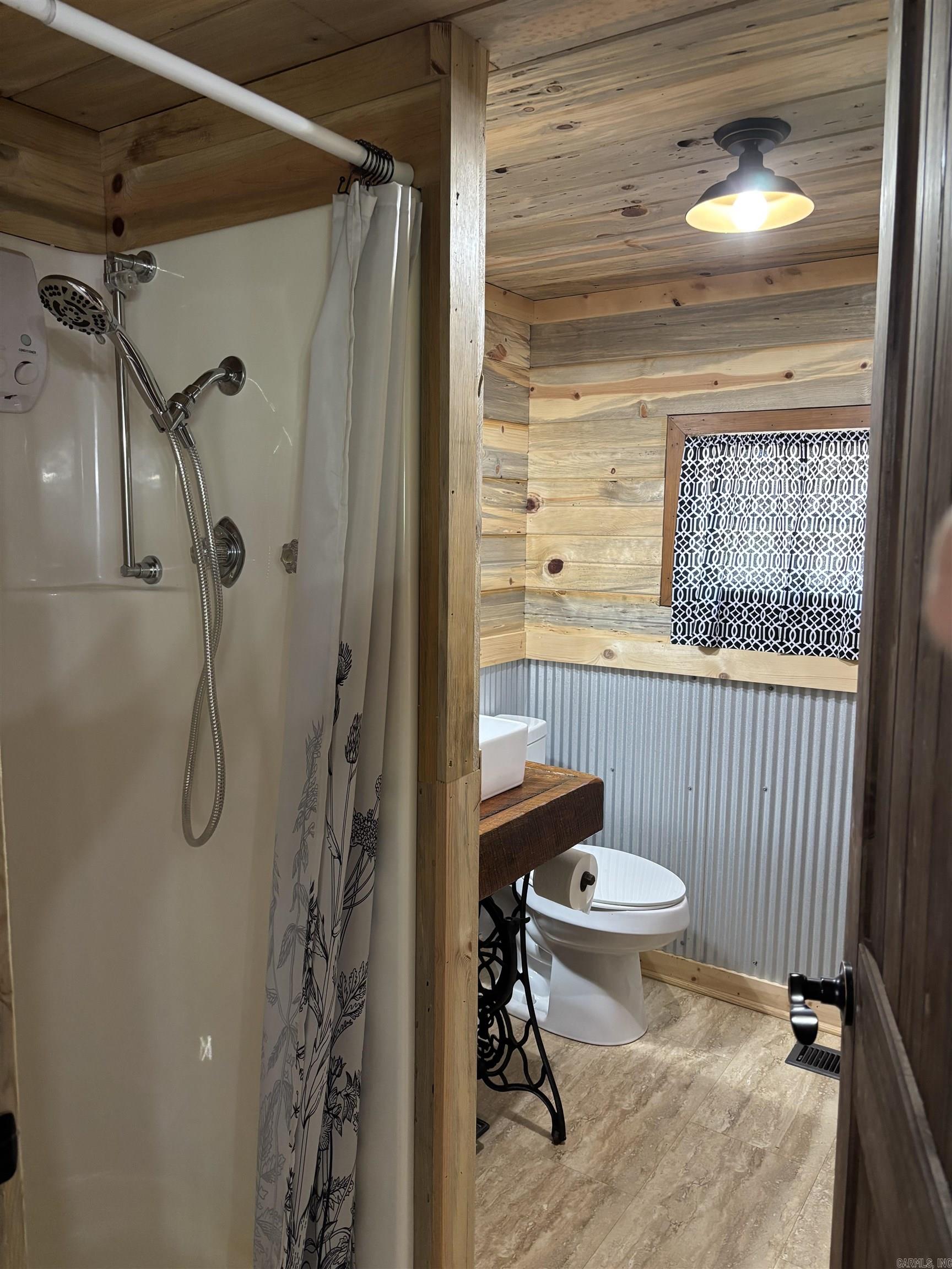 FRONTIER CANYON - LAKE - Residential