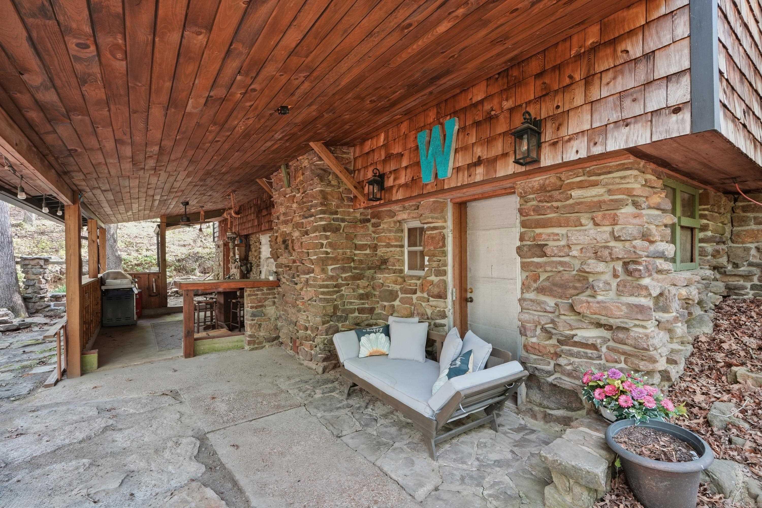 FRONTIER CANYON - LAKE - Residential