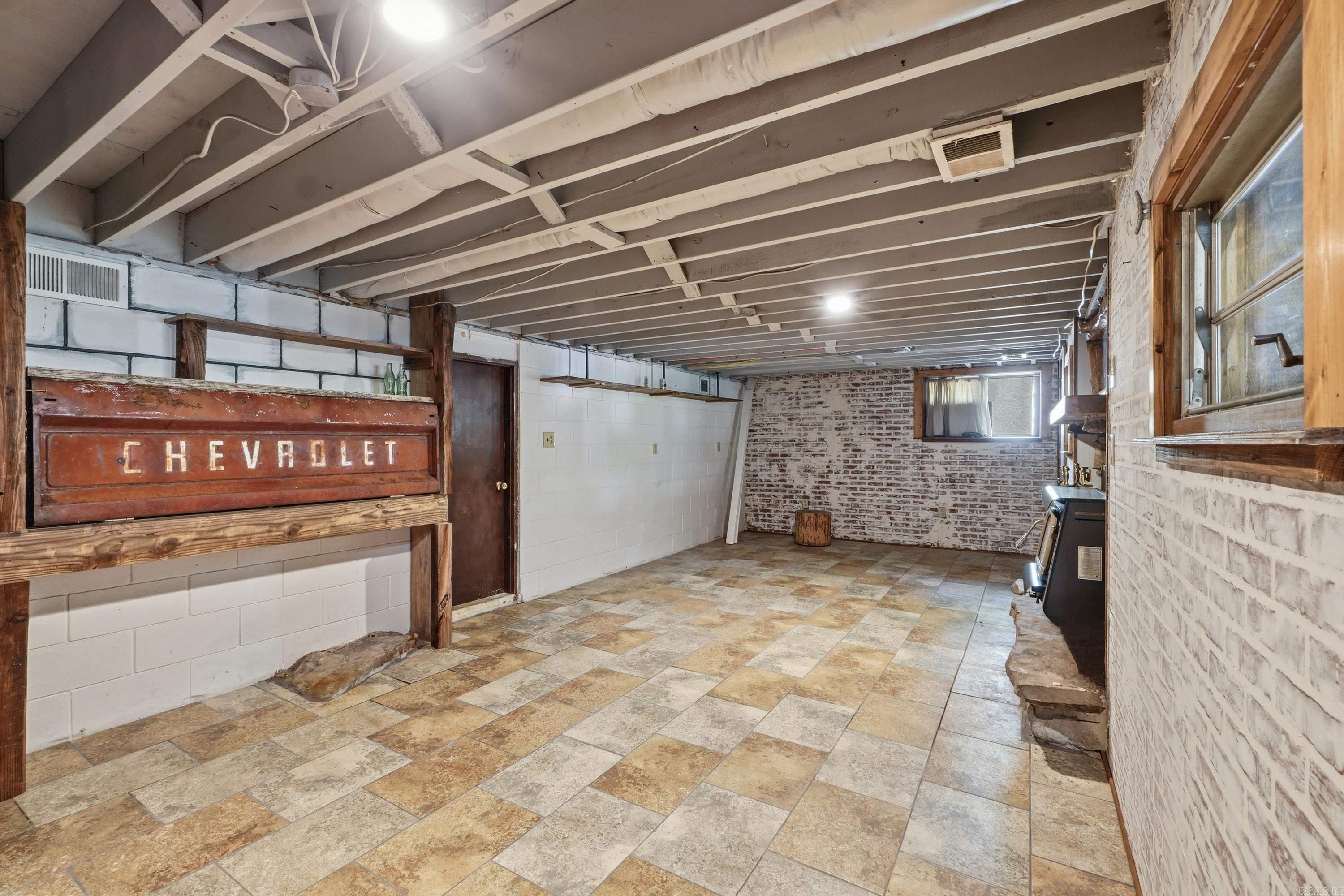 FRONTIER CANYON - LAKE - Residential