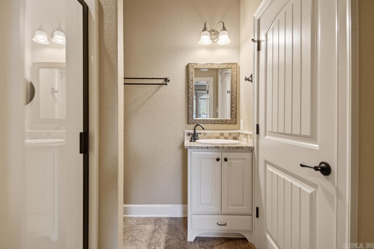 MAUMELLE VALLEY ESTATES - Residential