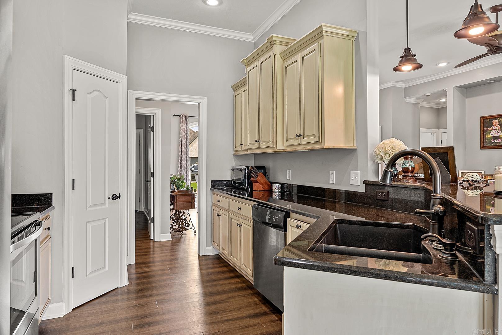 BRIDGER PLACE - Residential