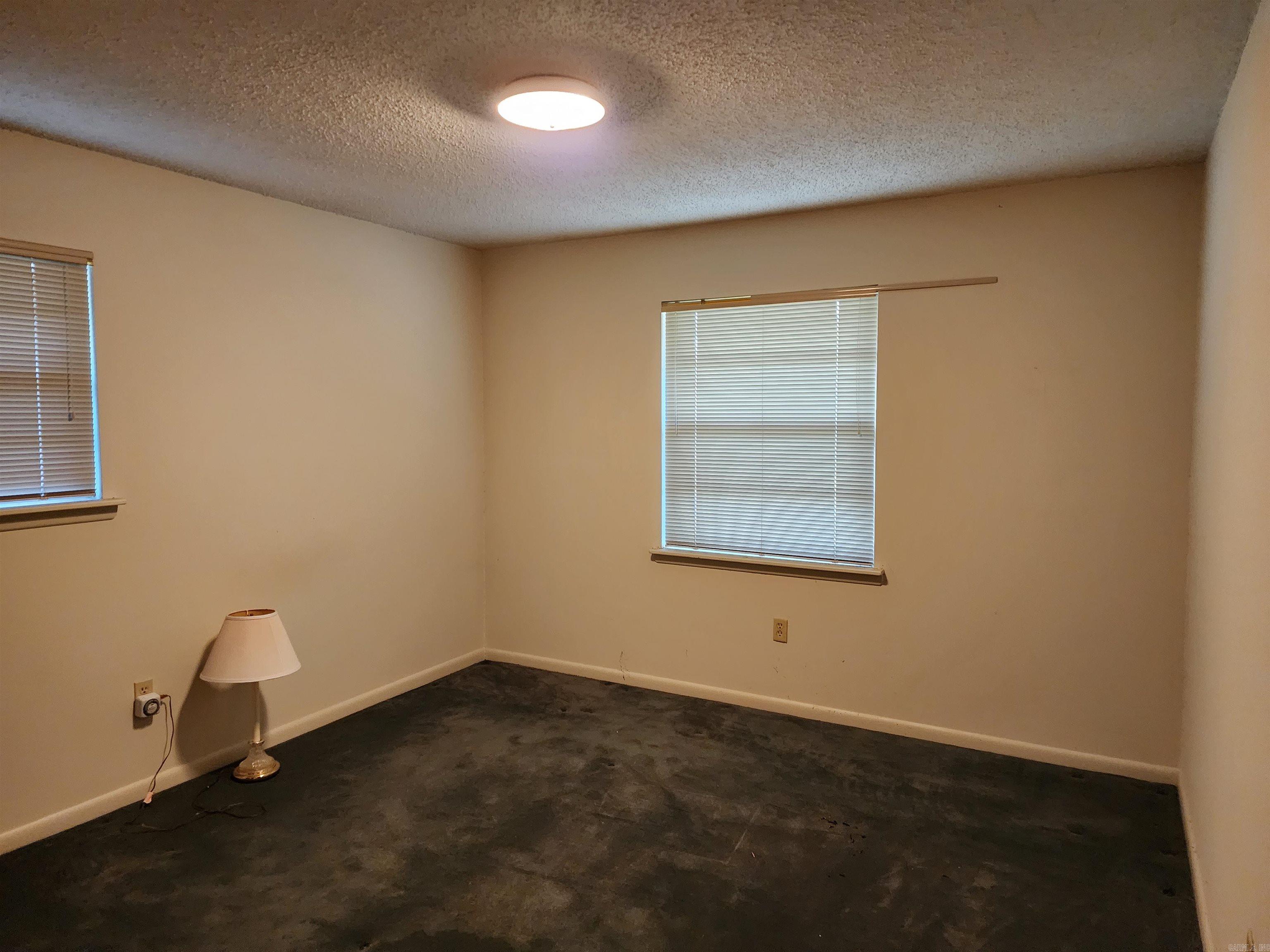 TOWN & COUNTRY - Residential