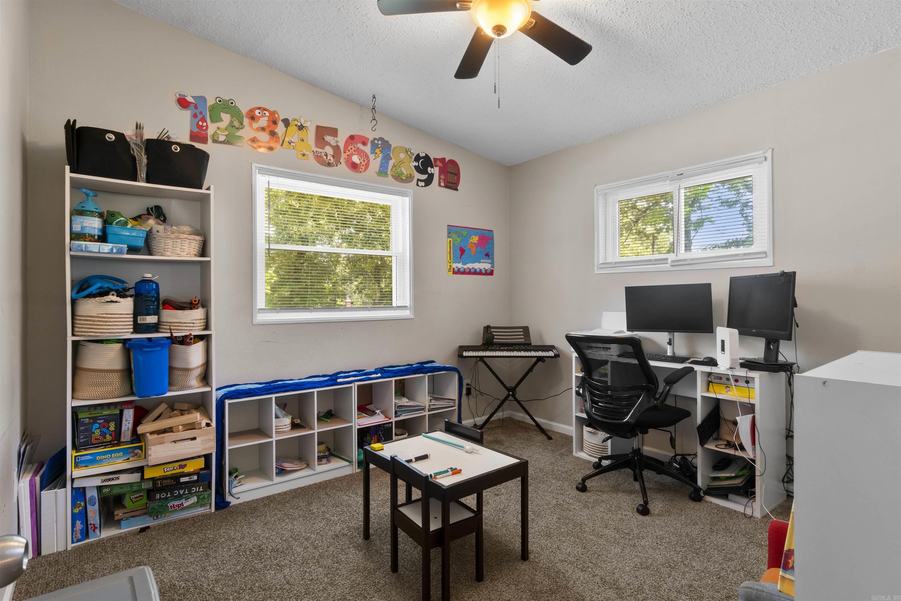 MEADOWCLIFF - Residential