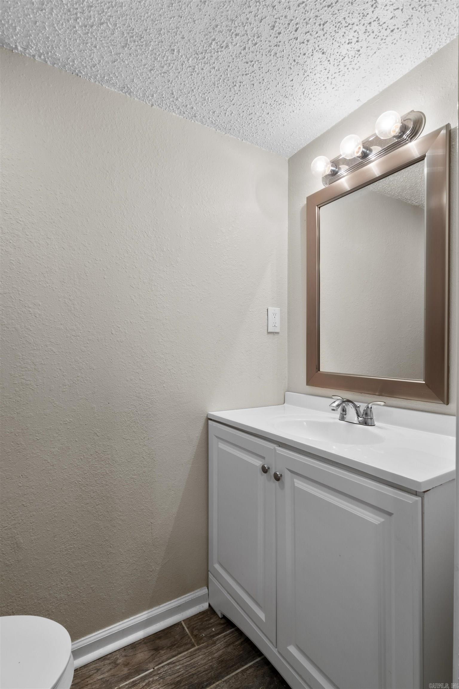 MEADOWCLIFF - Residential