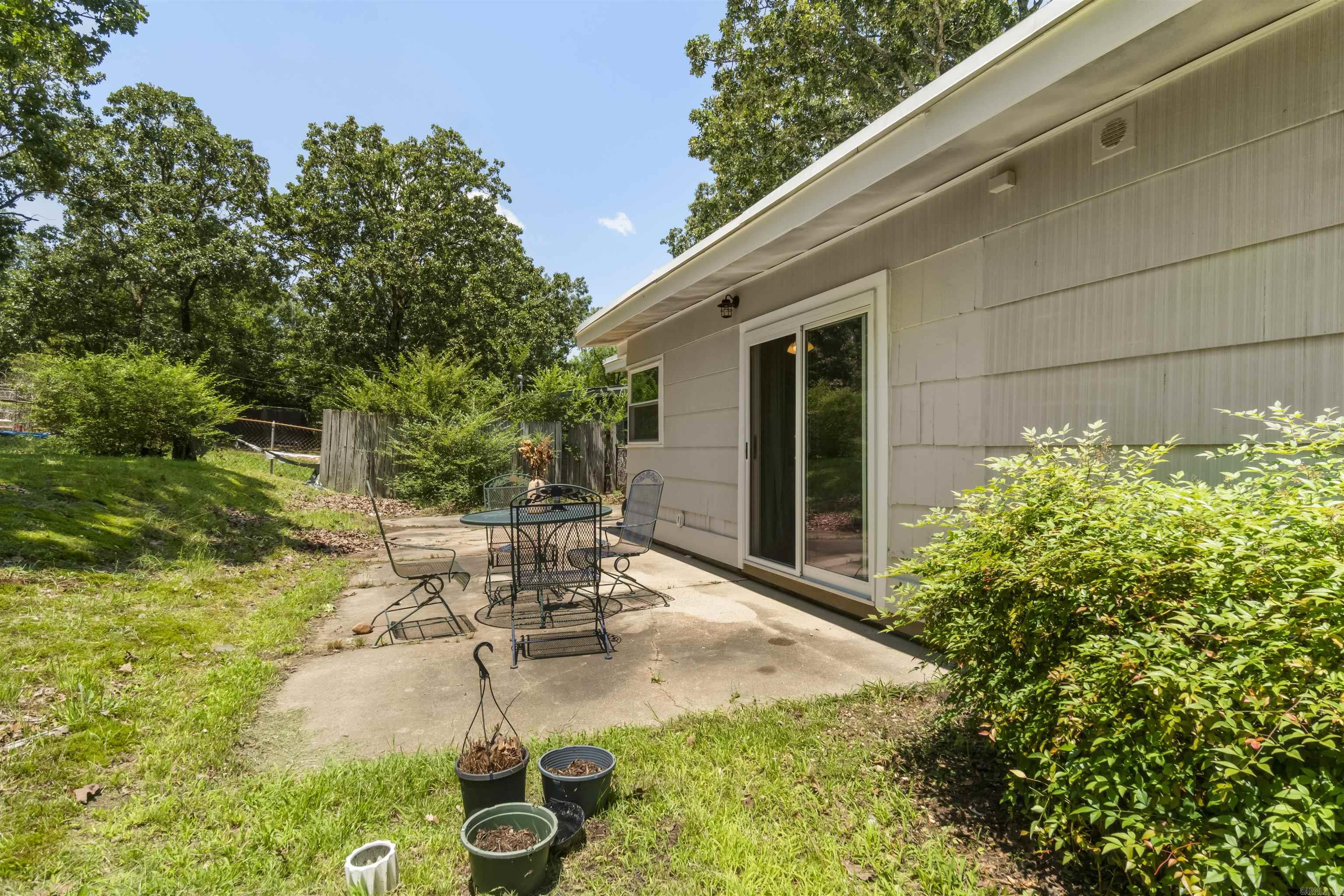 MEADOWCLIFF - Residential