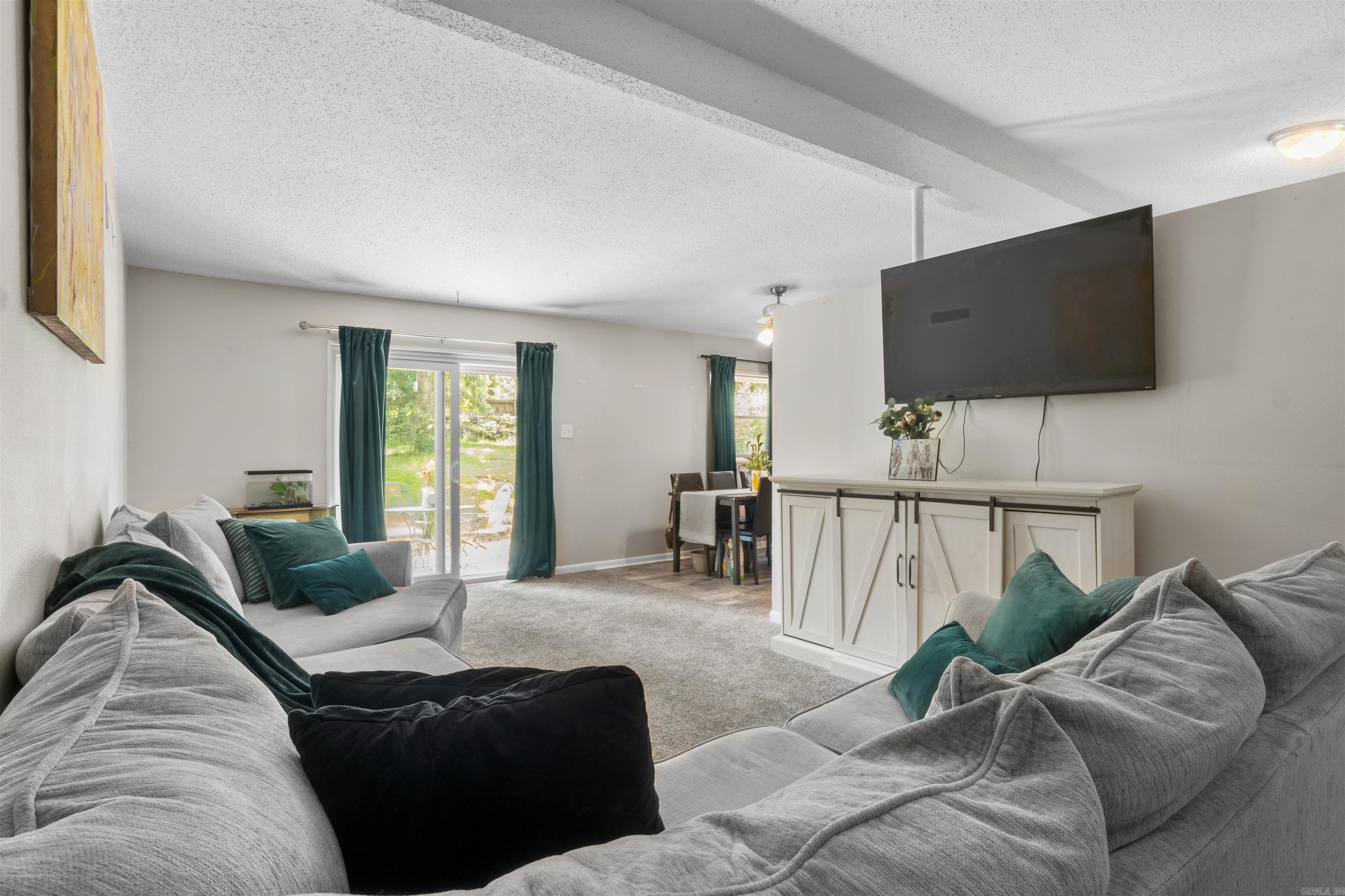 MEADOWCLIFF - Residential