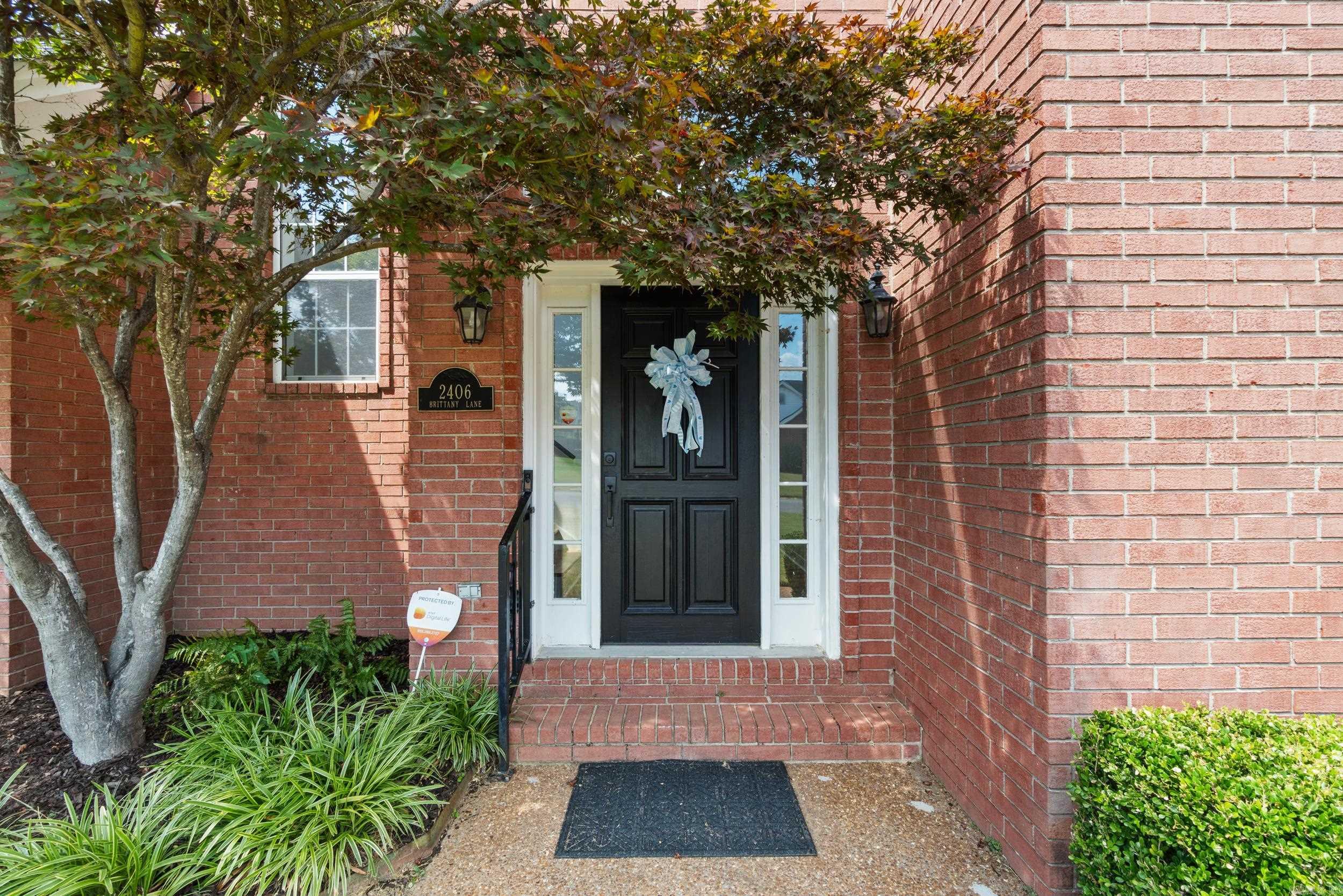 BELVEDERE COURT - Residential