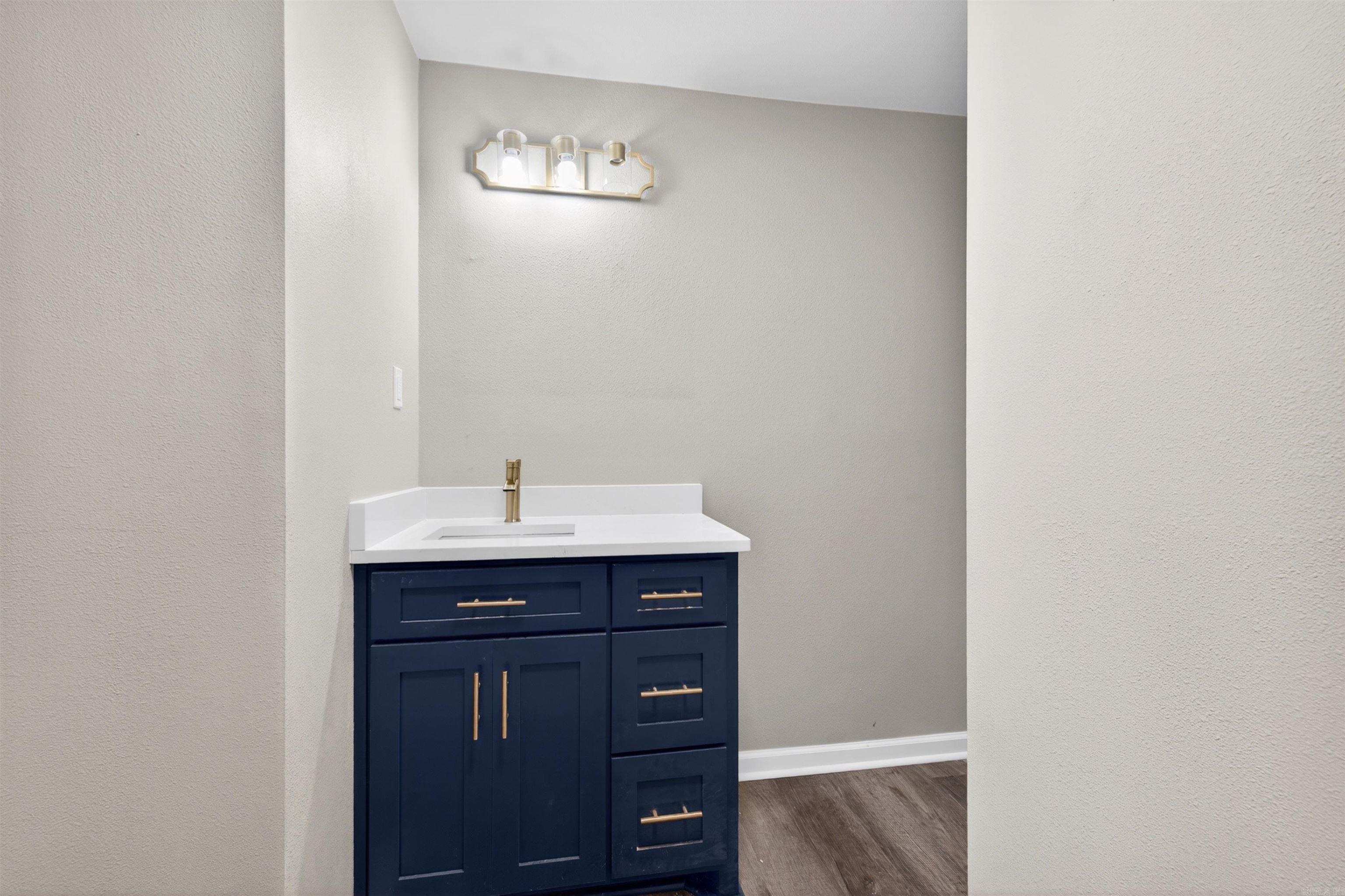 DONALDSON CITY - Residential