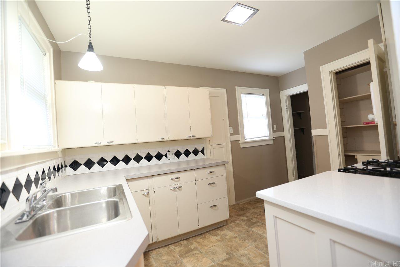 Hillcrest #1 - Residential Lease