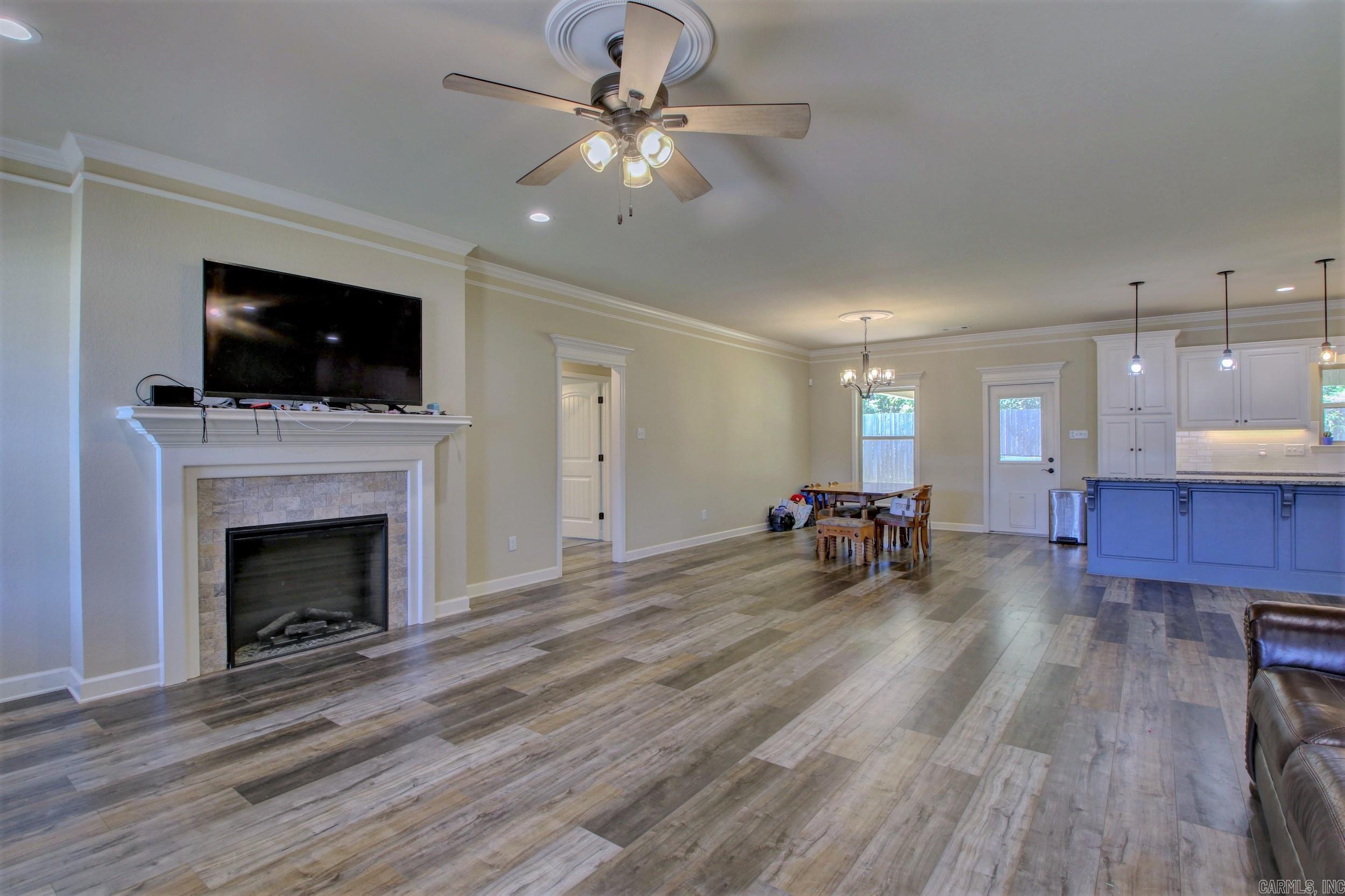 HUNTINGTON PLACE - Residential