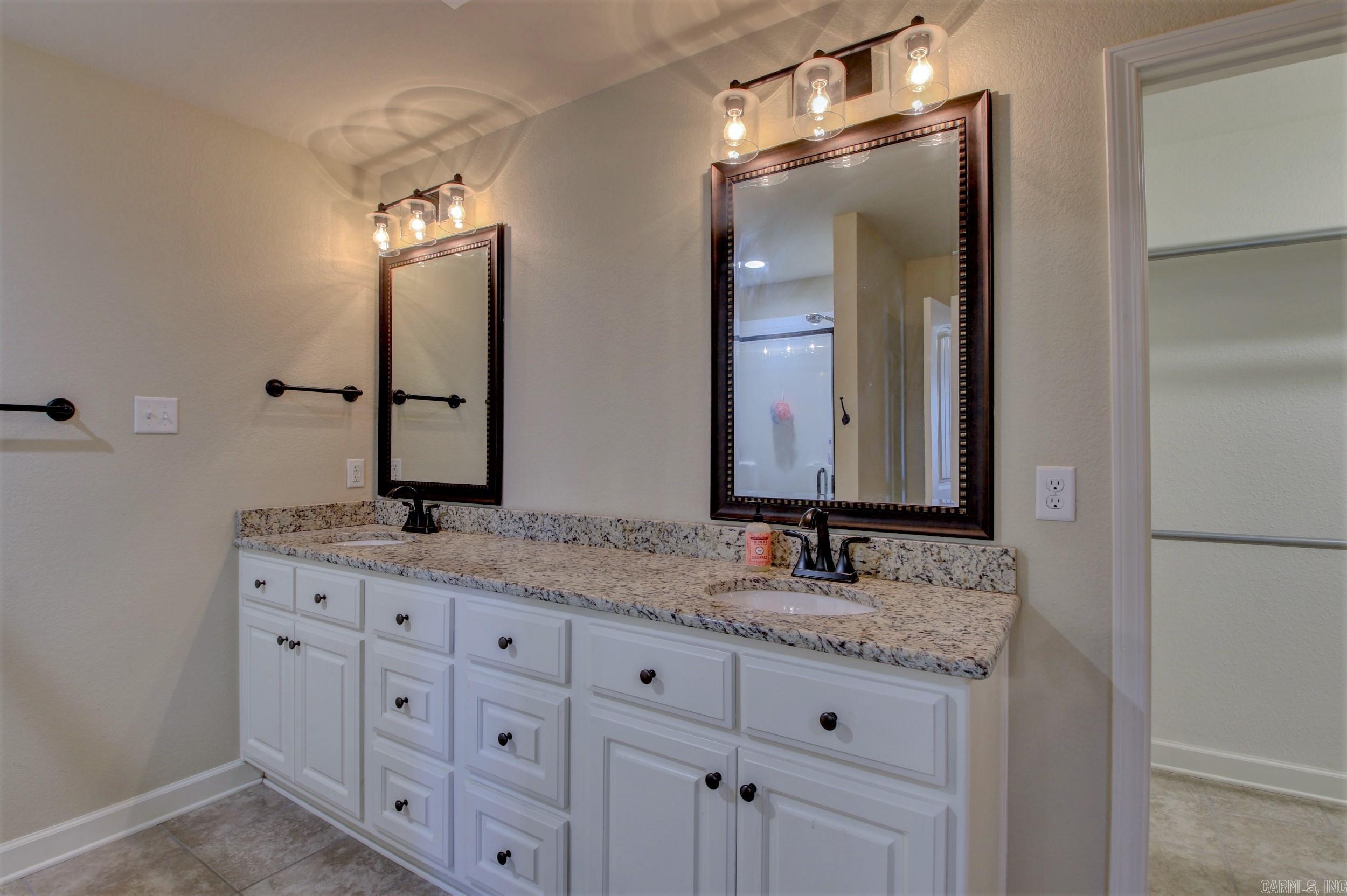 HUNTINGTON PLACE - Residential