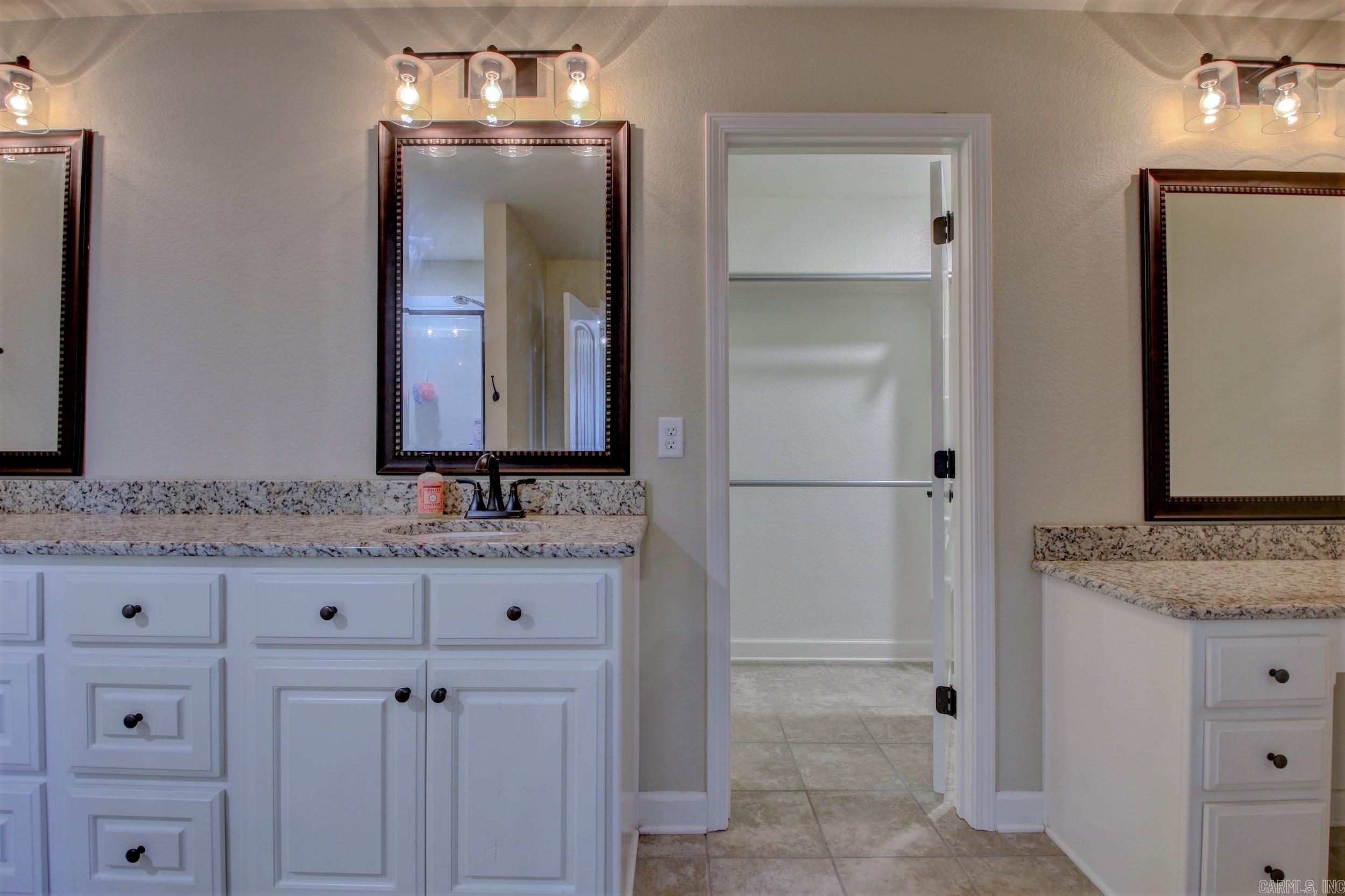 HUNTINGTON PLACE - Residential