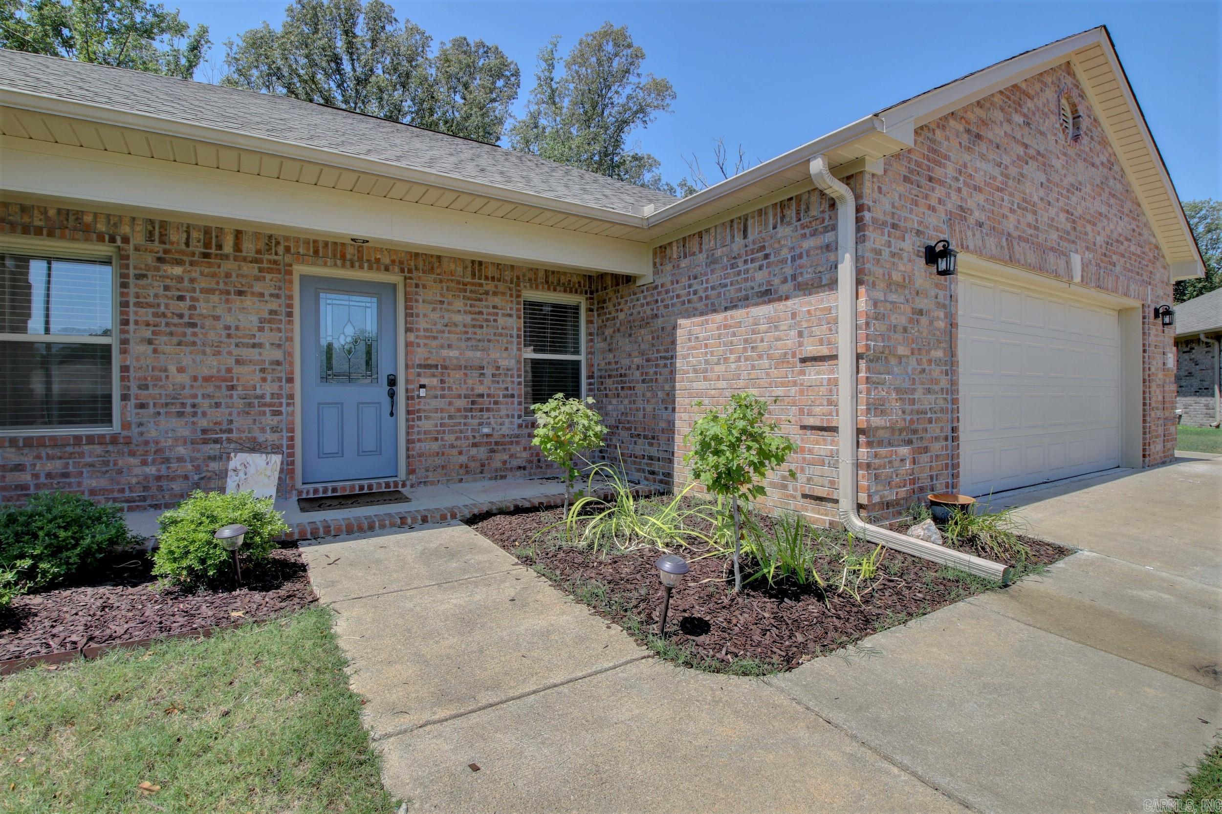 HUNTINGTON PLACE - Residential