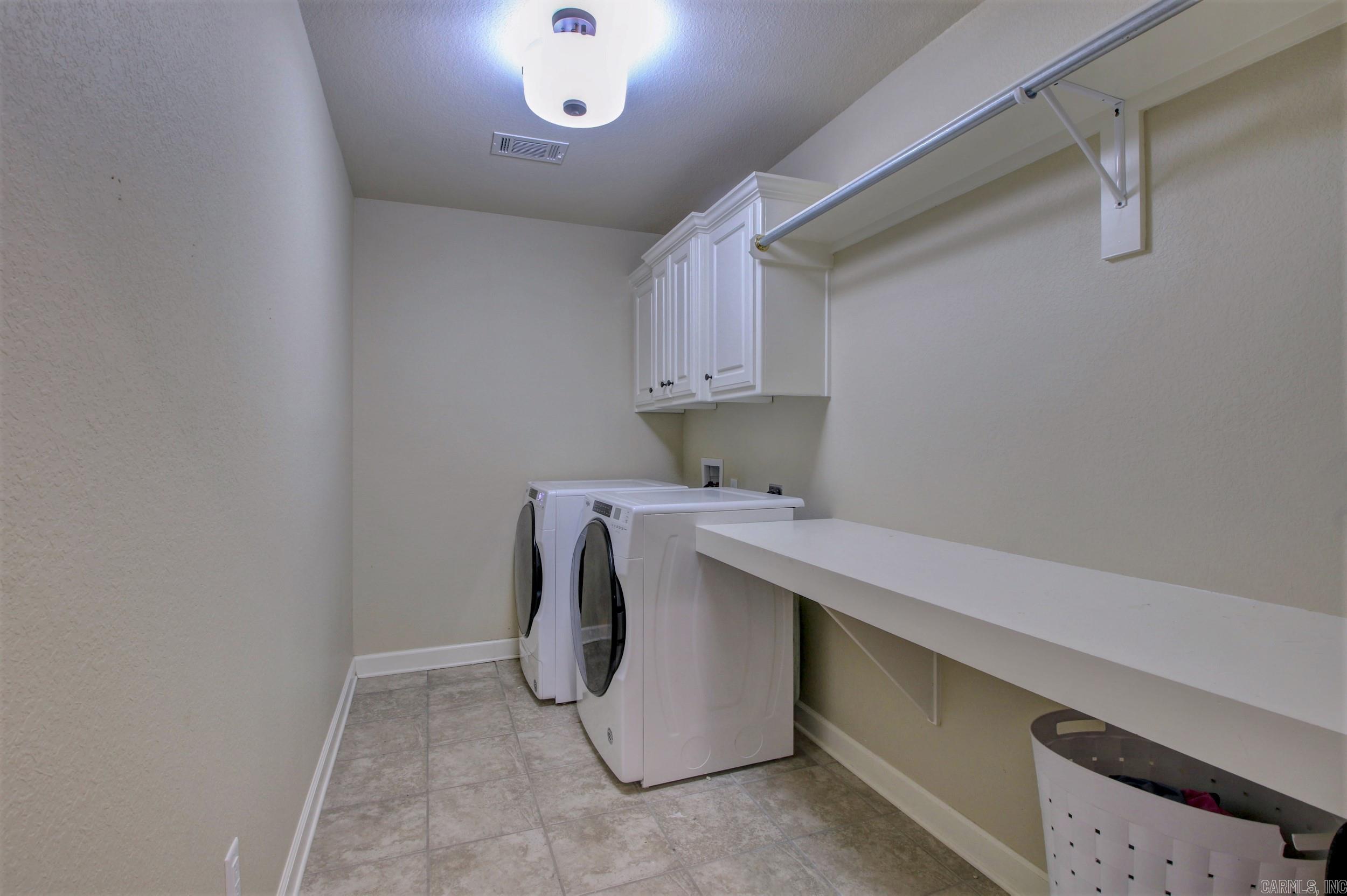 HUNTINGTON PLACE - Residential