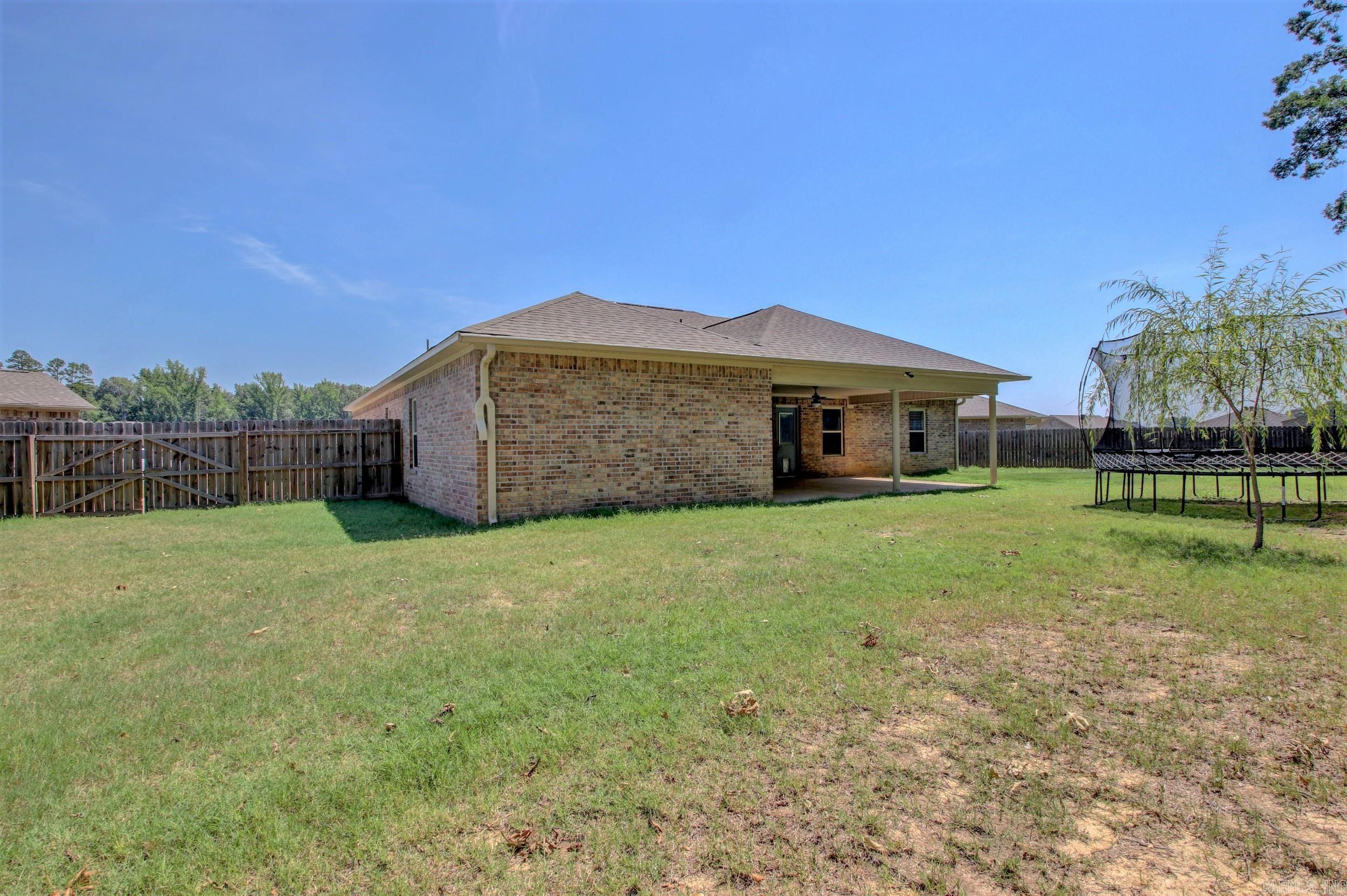 HUNTINGTON PLACE - Residential