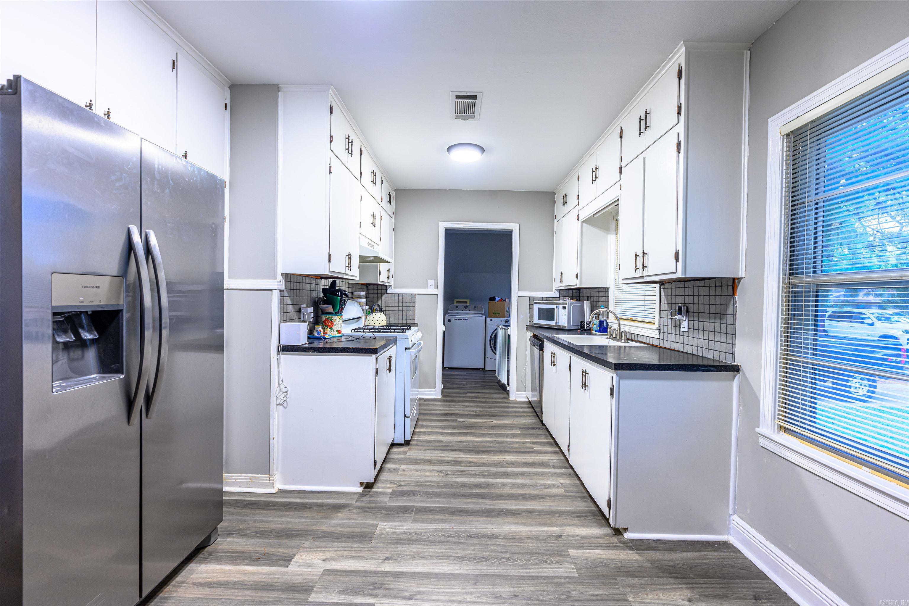 BRADENS ADDN TO JACK - Residential