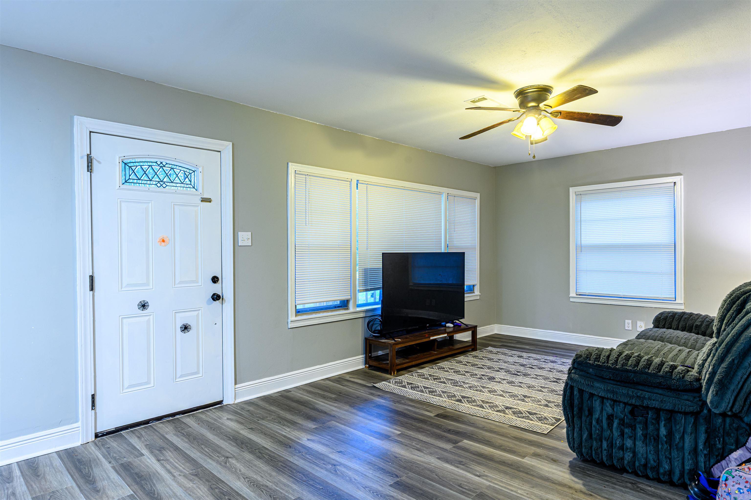 BRADENS ADDN TO JACK - Residential