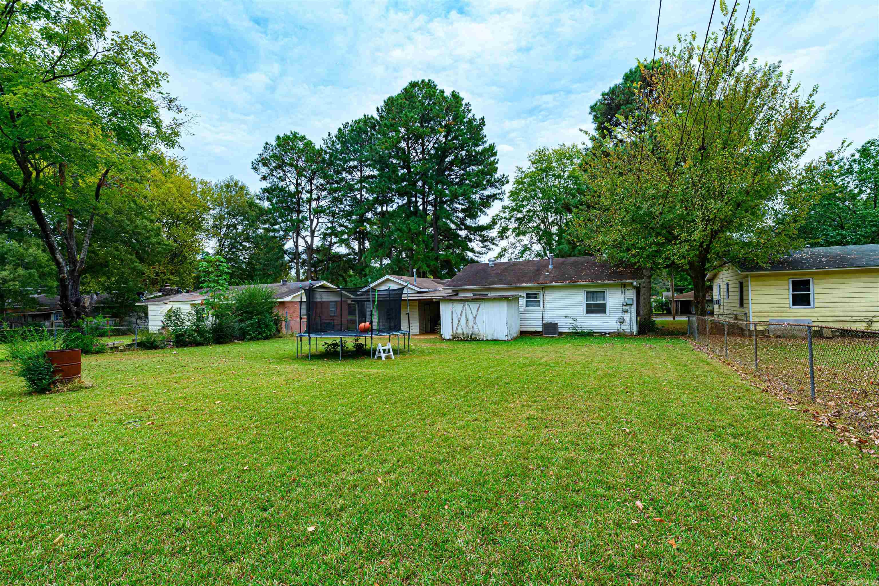 BRADENS ADDN TO JACK - Residential