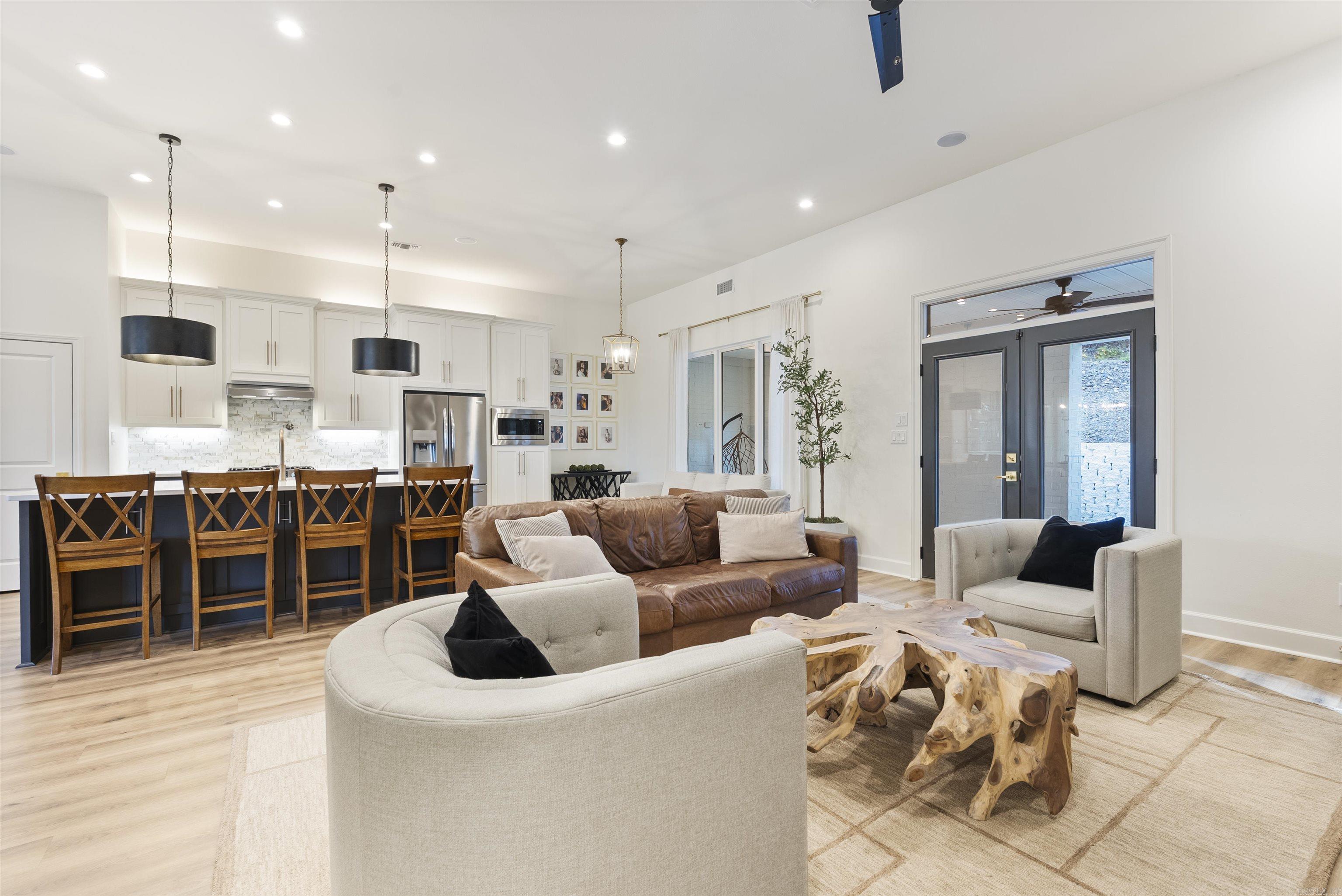 CHENAL VALLEY CHALLAIN PLACE - Residential