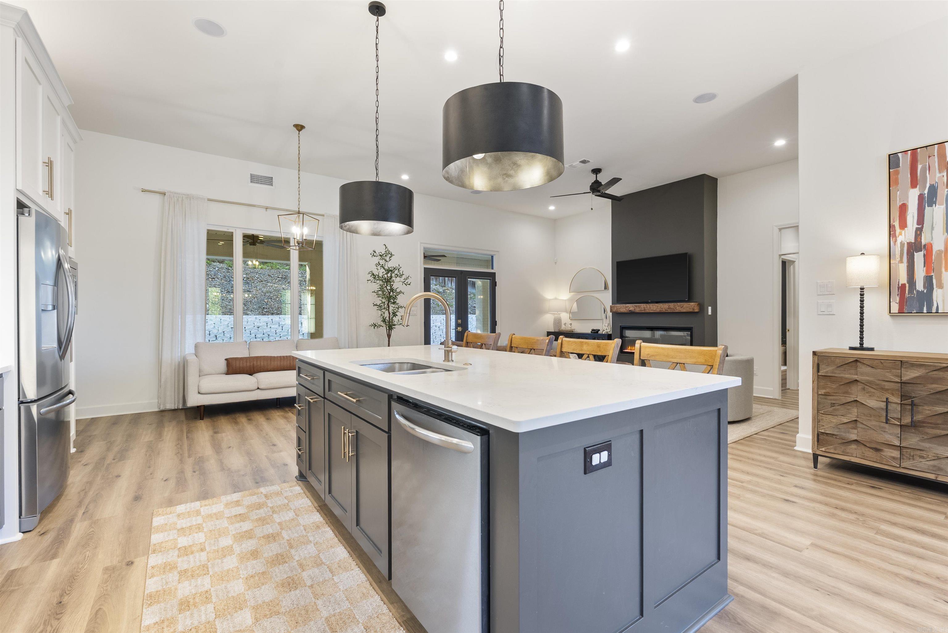 CHENAL VALLEY CHALLAIN PLACE - Residential