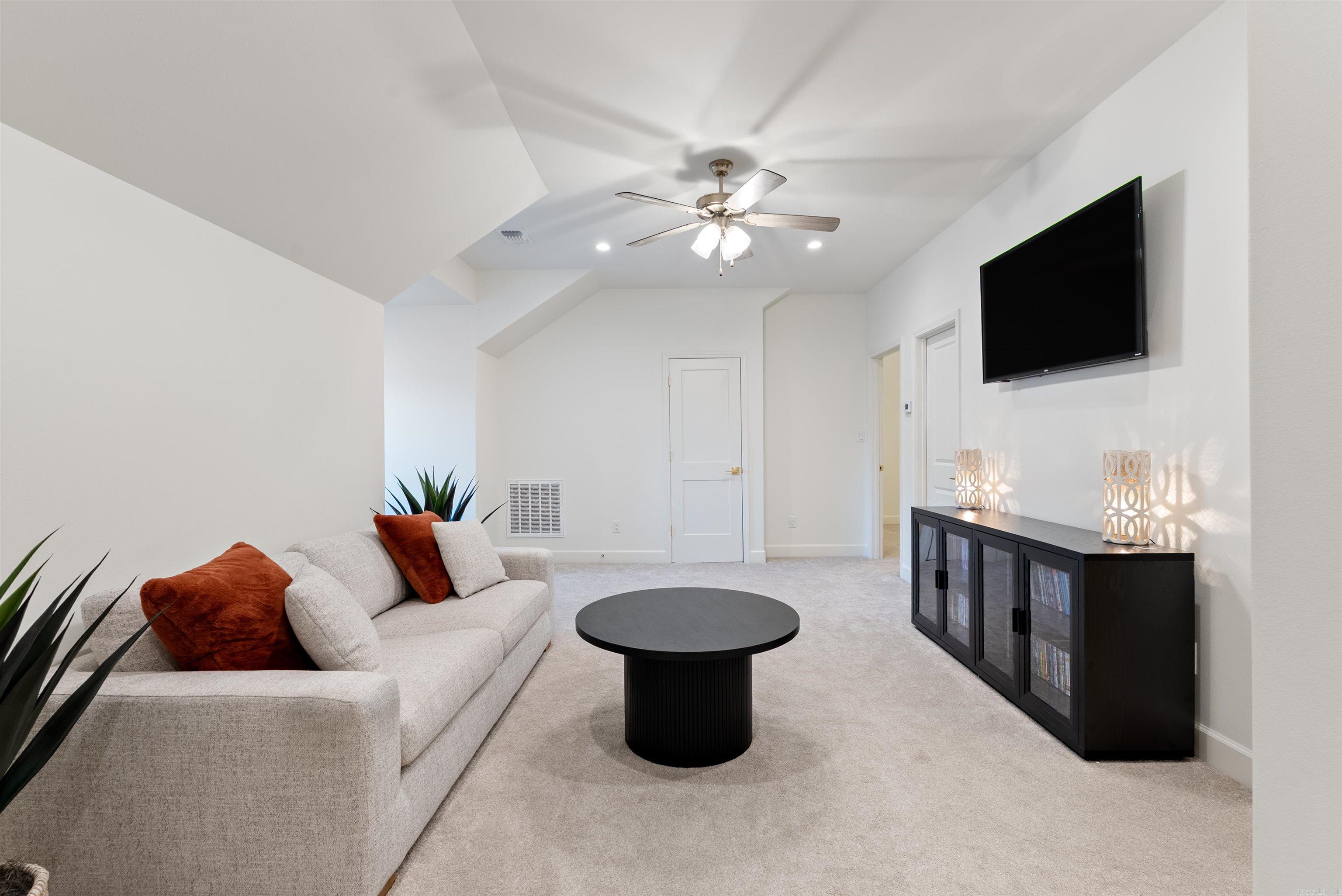 CHENAL VALLEY CHALLAIN PLACE - Residential