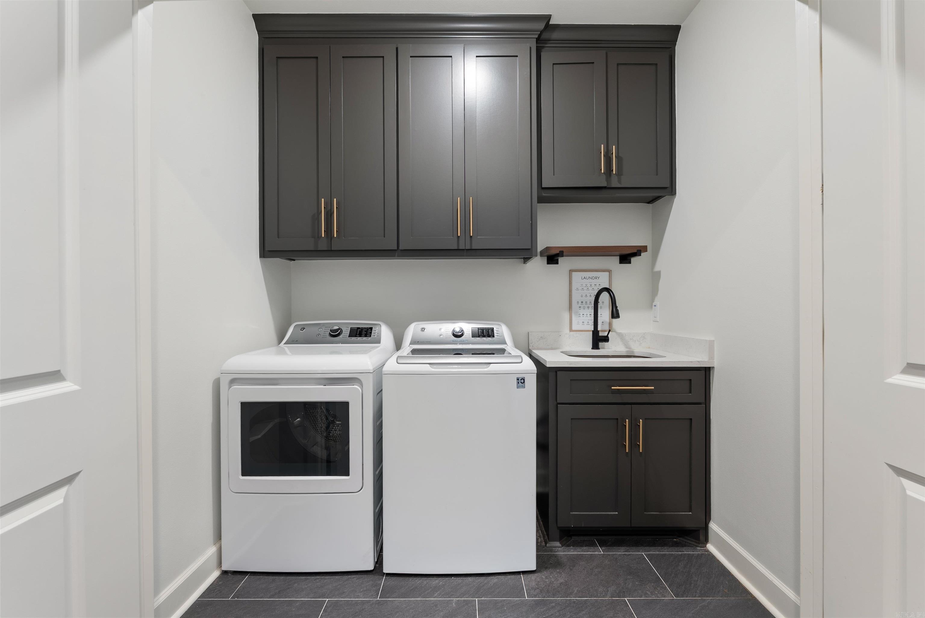 CHENAL VALLEY CHALLAIN PLACE - Residential