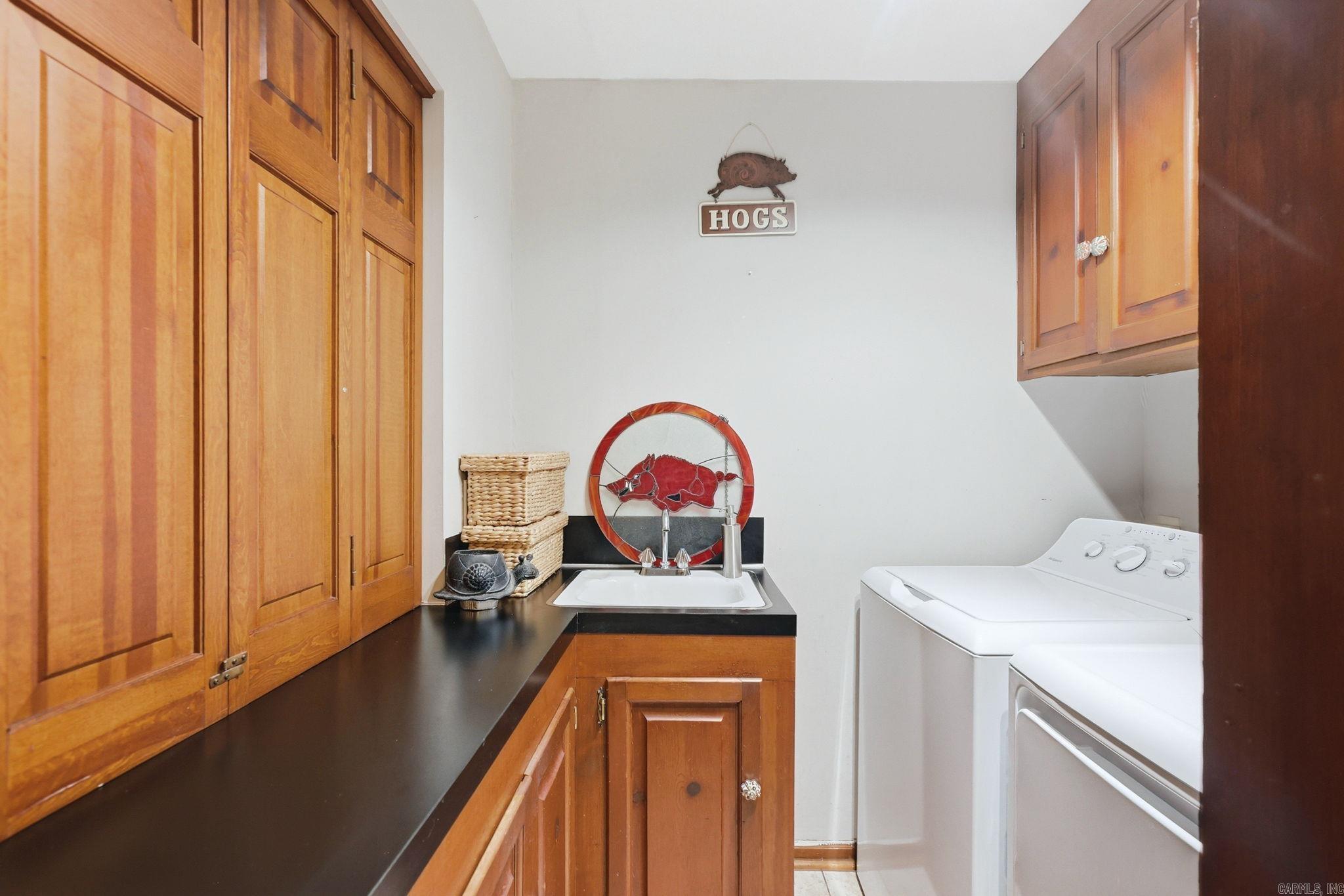 COLONY WEST - Residential