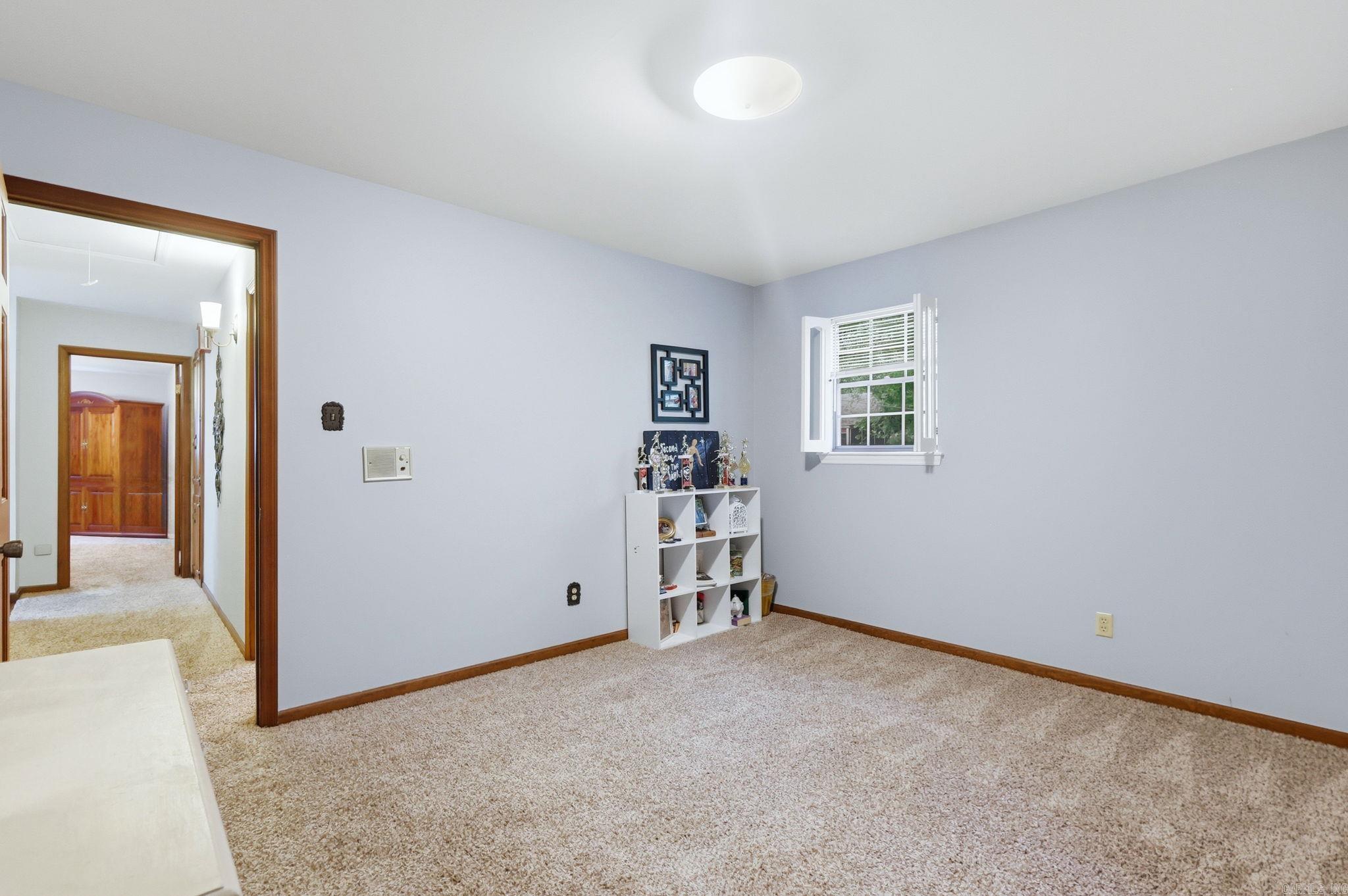 COLONY WEST - Residential