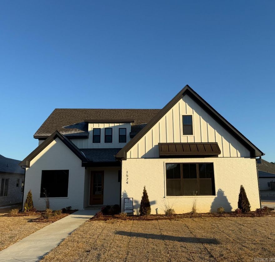 Beautiful new construction home on nice corner lot in one of Benton's most sought after subdivisions. This home has everything a buyer could ask for in a custom home. The subdivision has amenities galore.