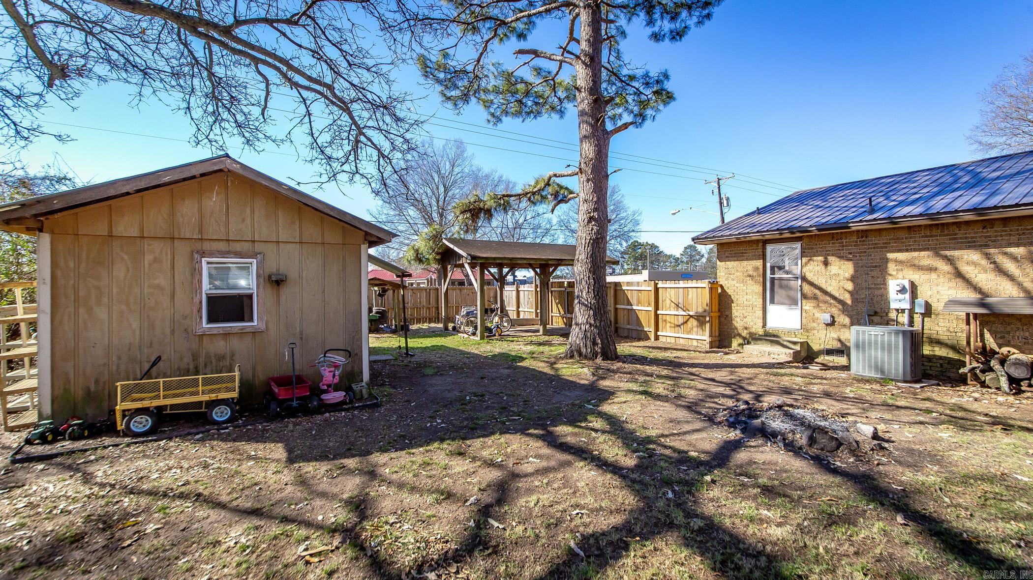 WOODWARD - Residential