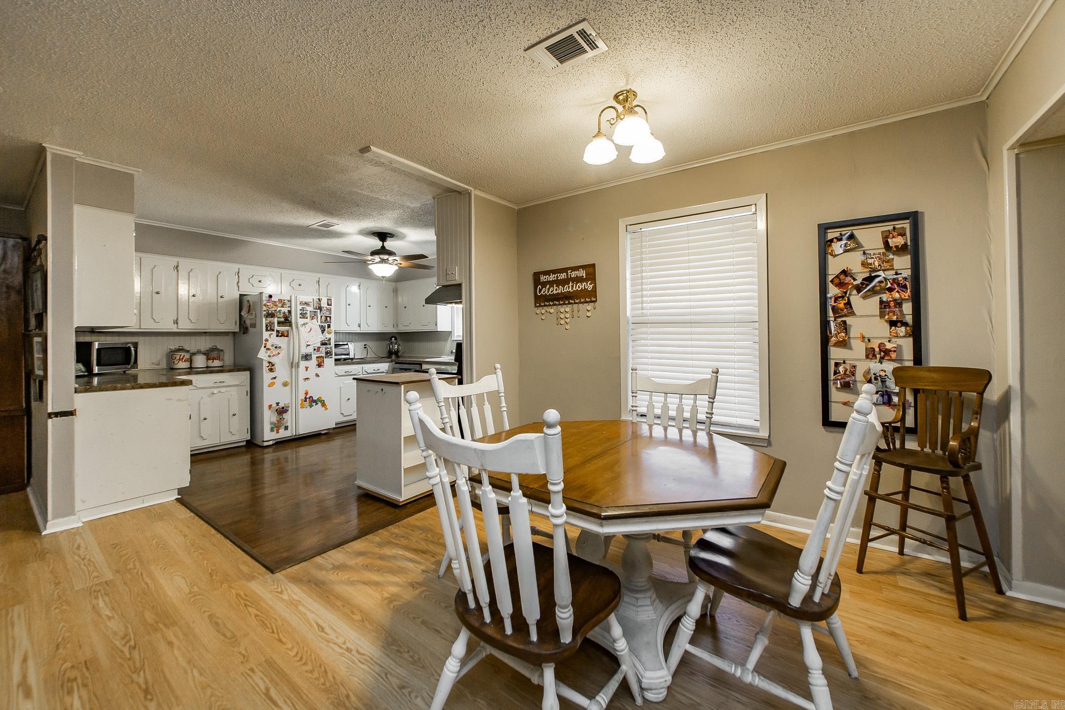 WOODWARD - Residential