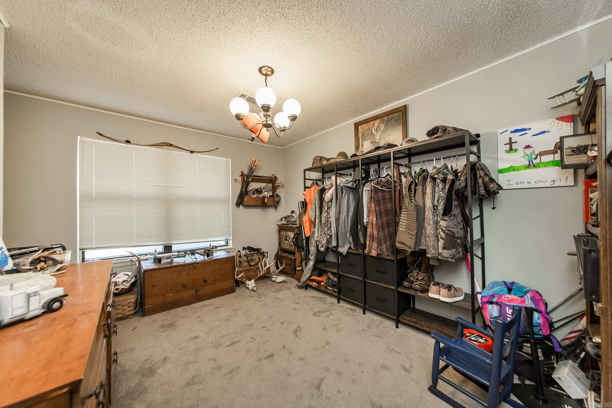 WOODWARD - Residential