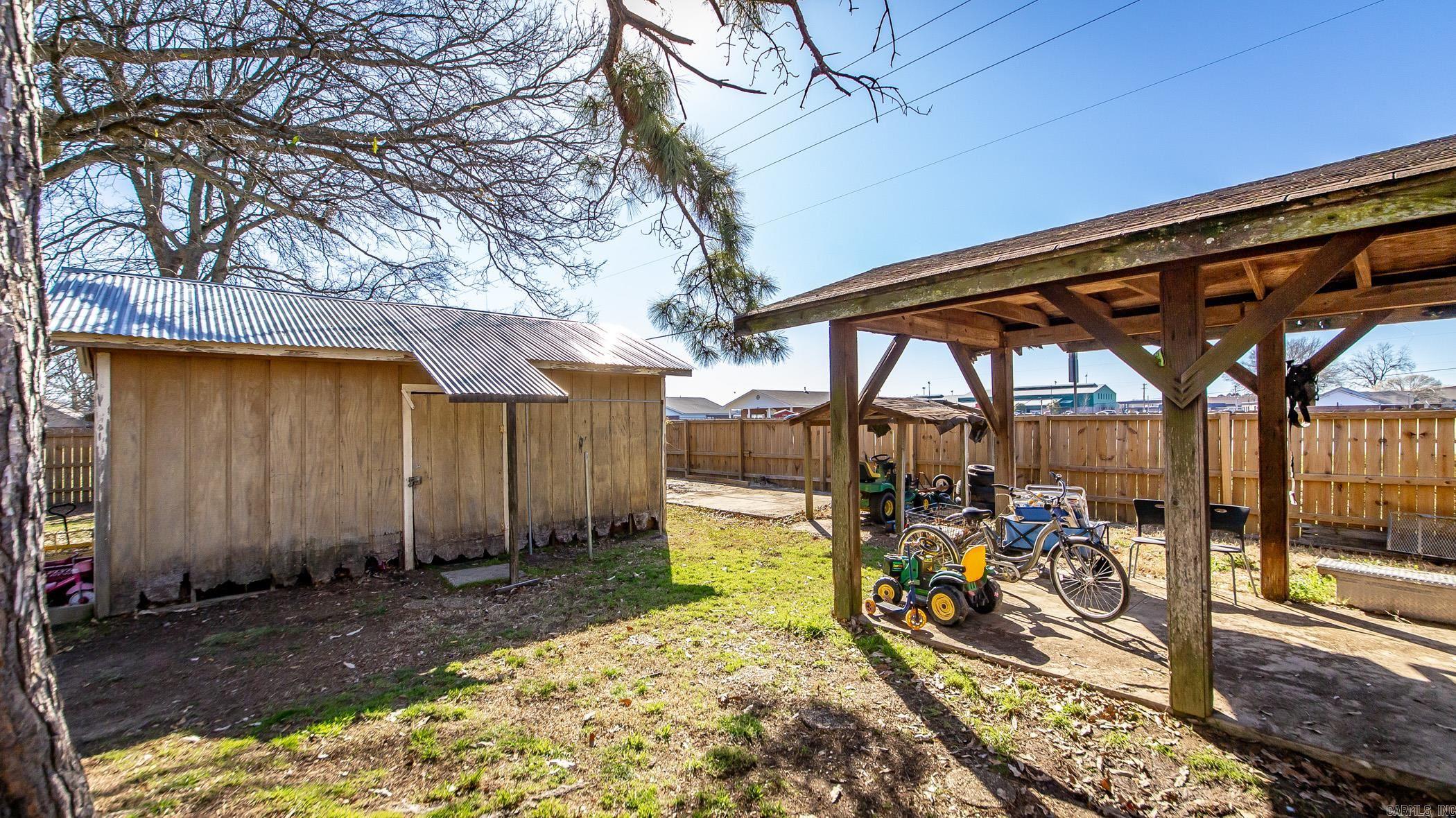 WOODWARD - Residential