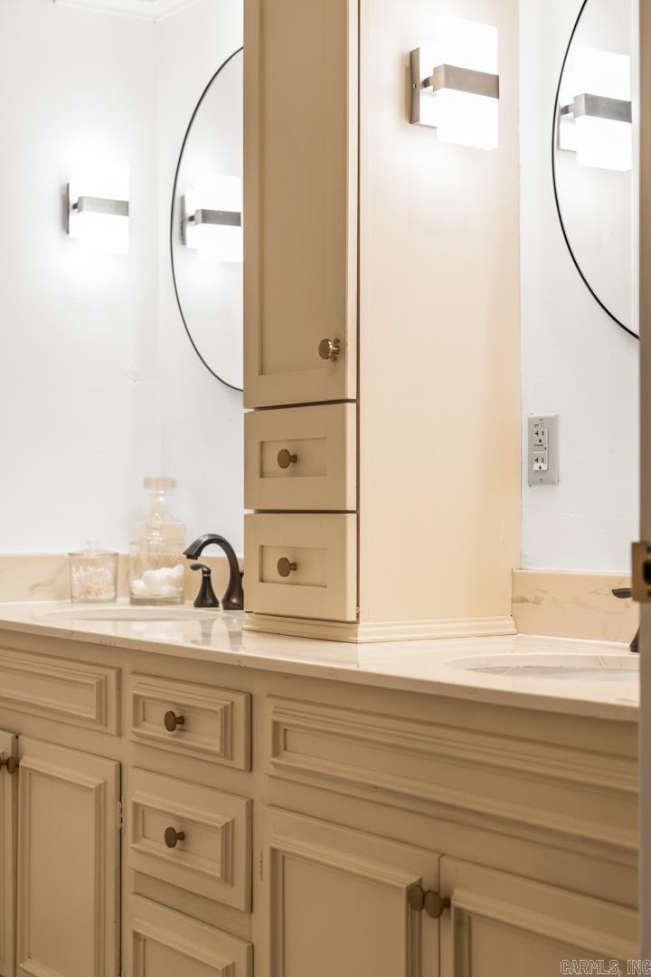 ECHO VALLEY - Residential