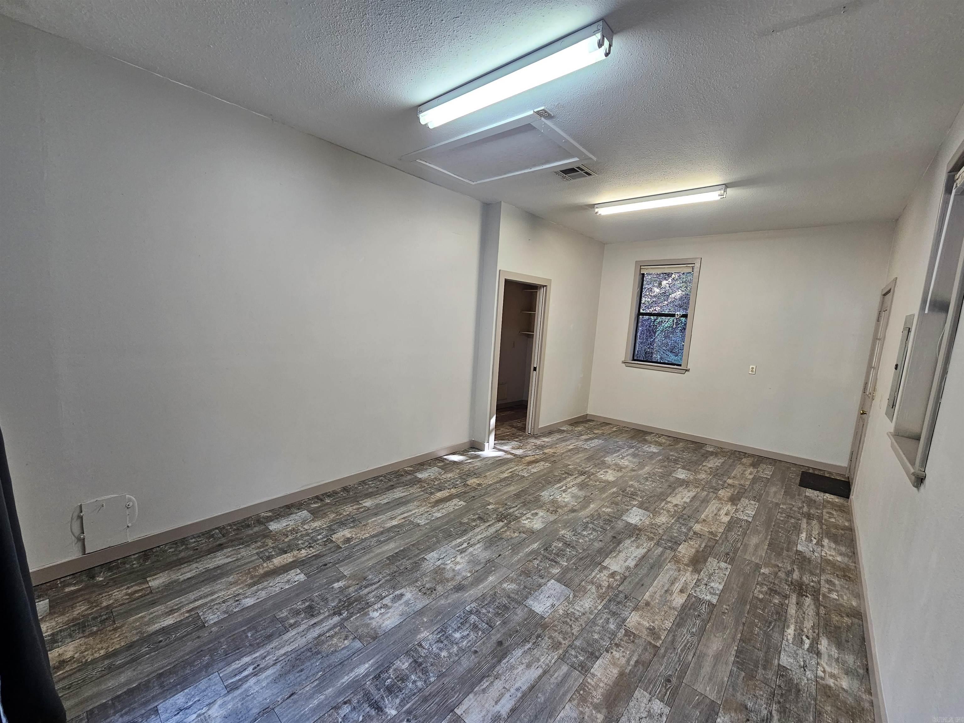 Mena Rural - Residential