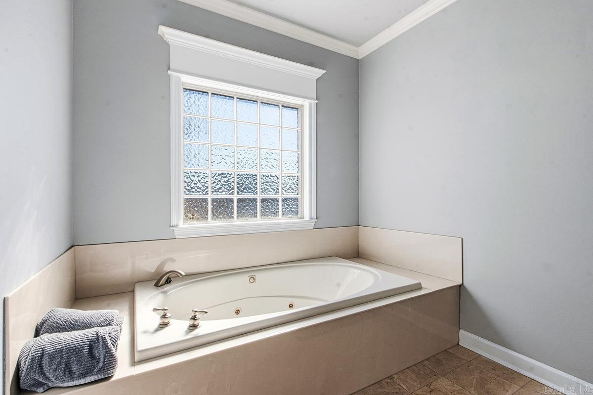 HURRICANE LAKE EST - Residential