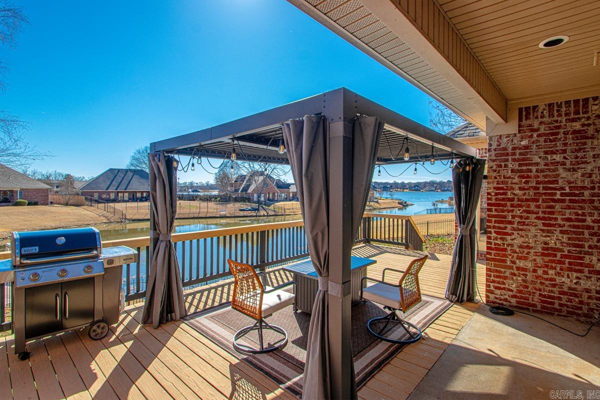 HURRICANE LAKE EST - Residential