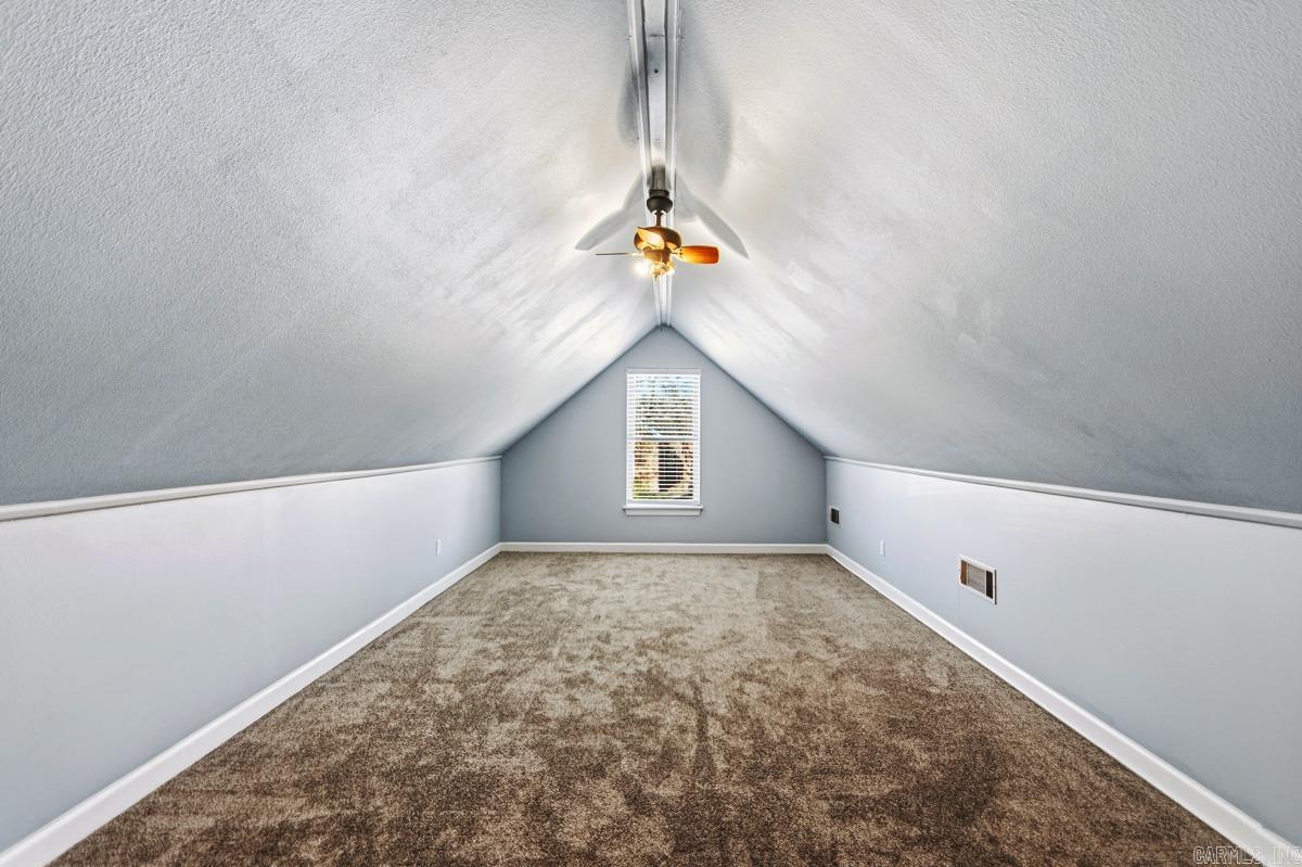 HURRICANE LAKE EST - Residential