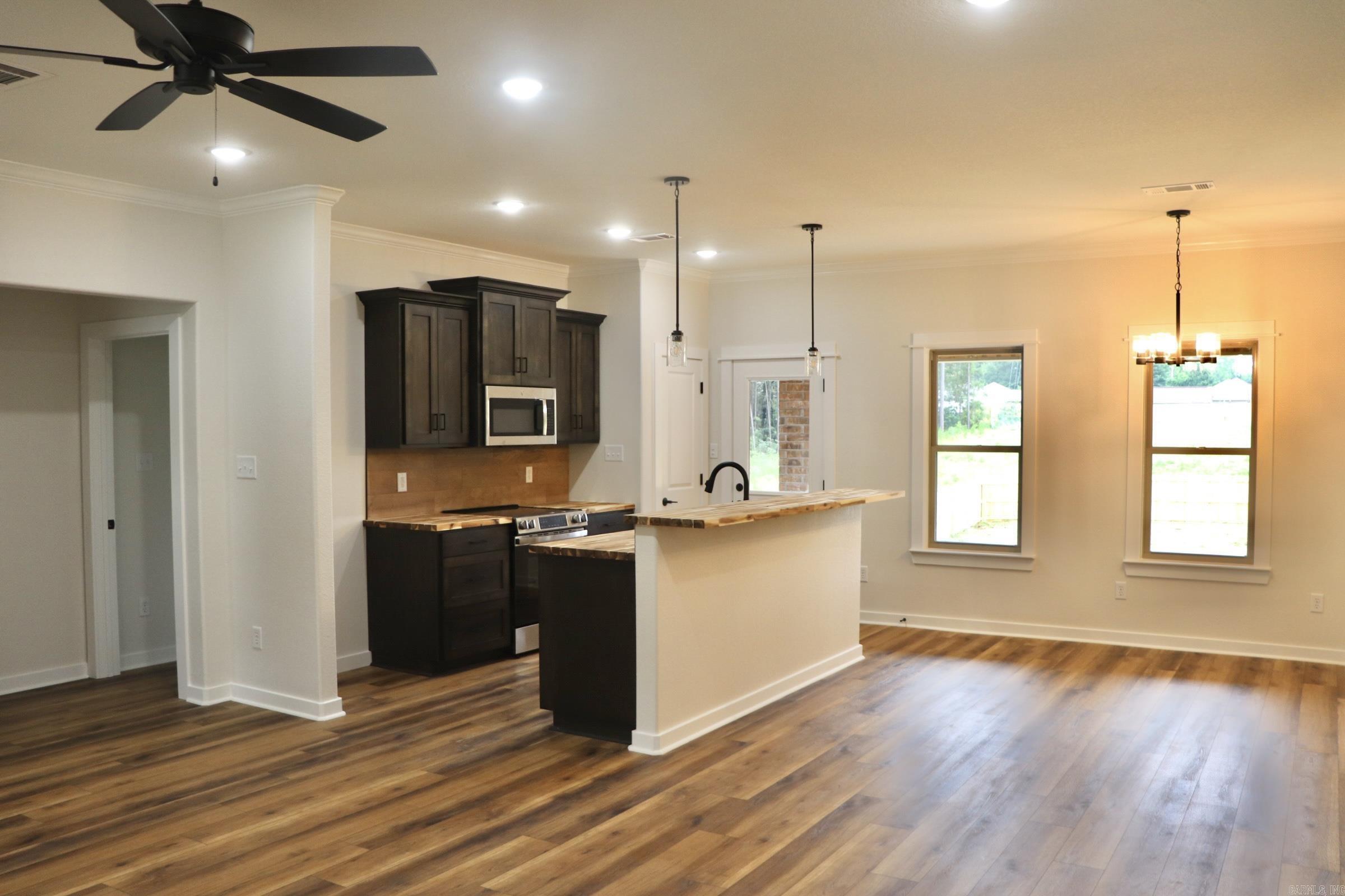 EIGHTH ADDN - Residential
