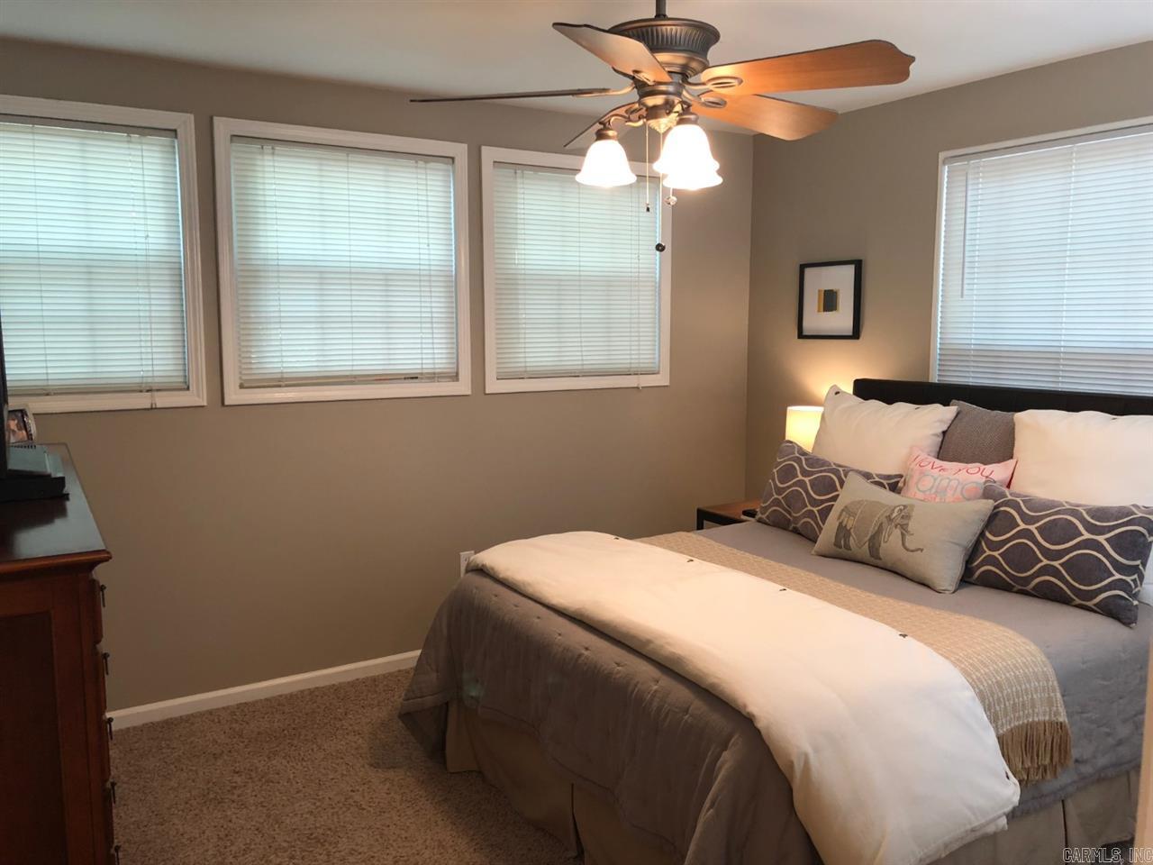 HOLLENBERG - Residential