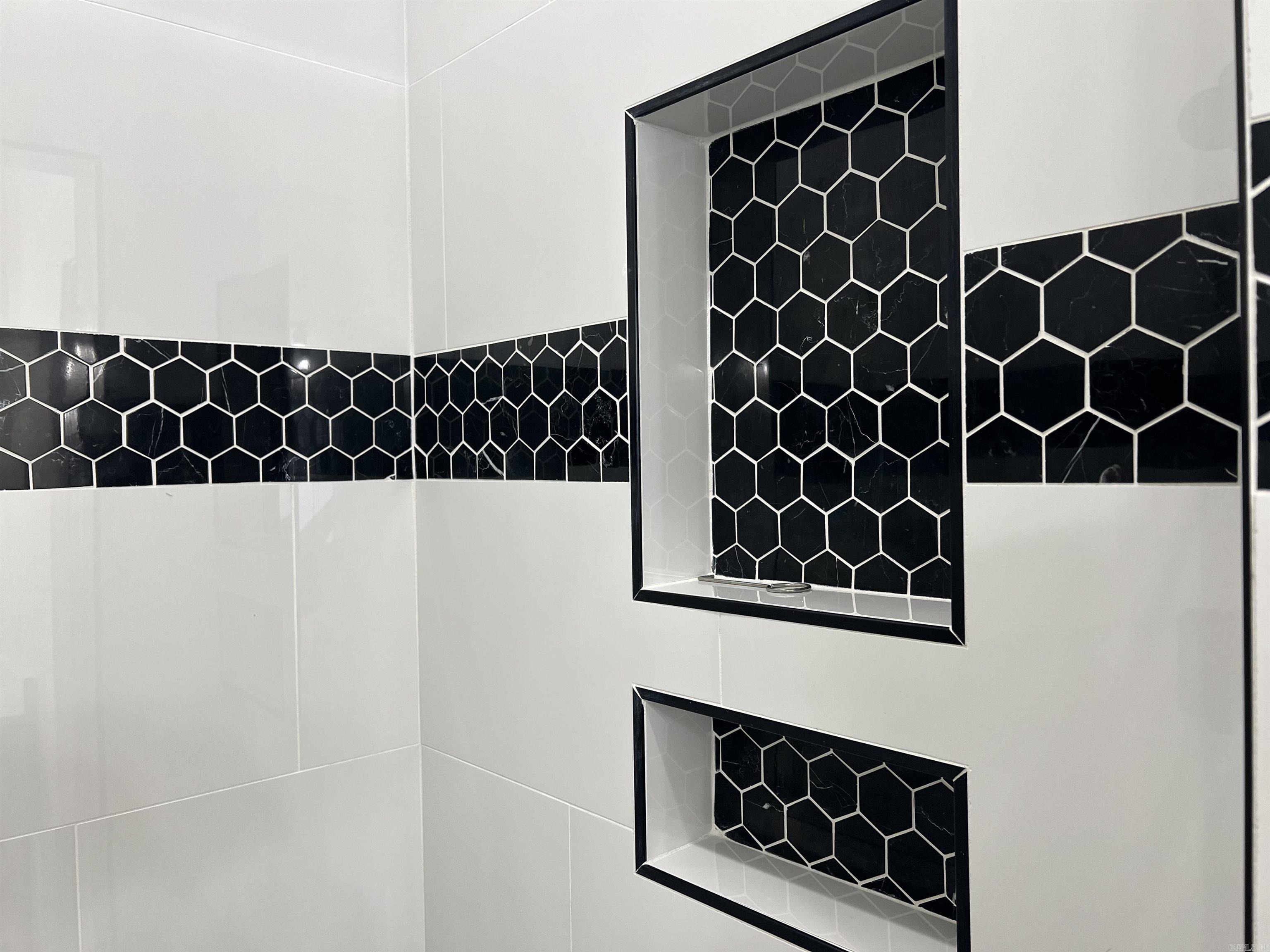 SIERRA HILLS - Residential