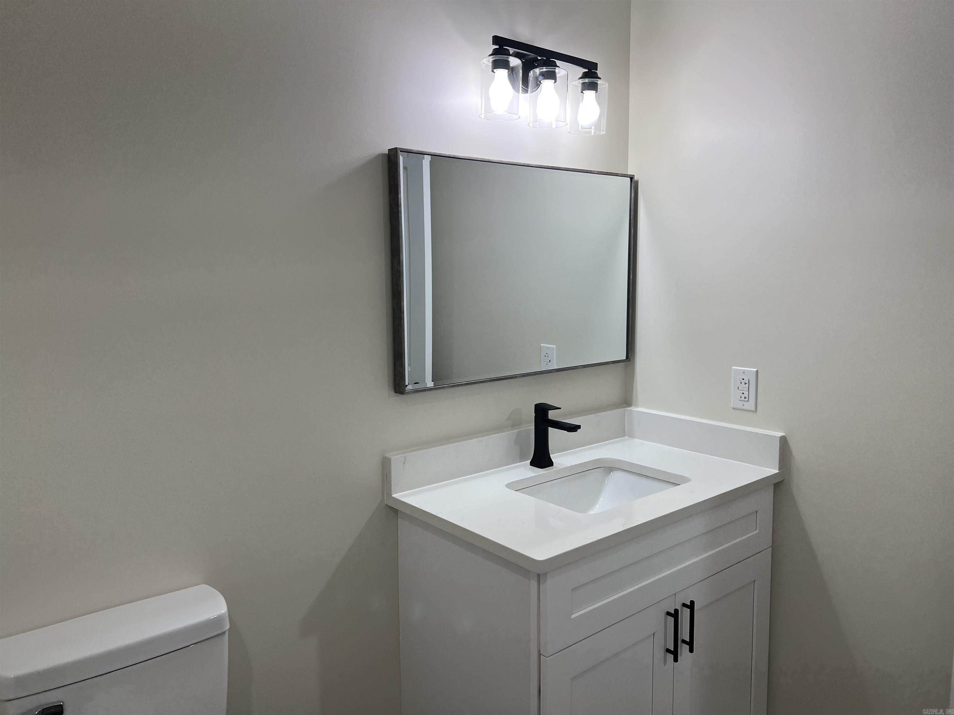 SIERRA HILLS - Residential