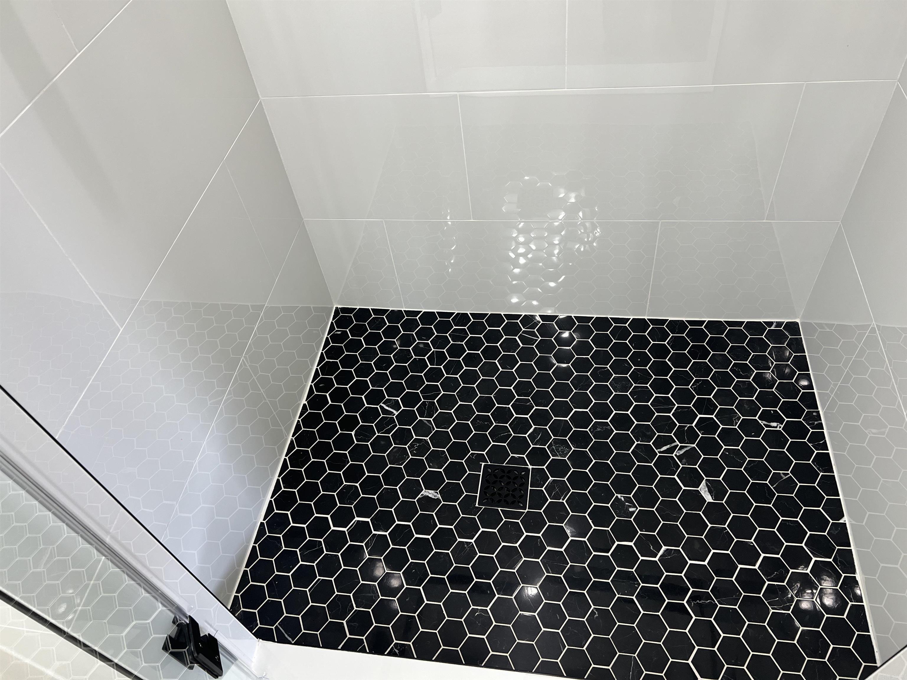 SIERRA HILLS - Residential