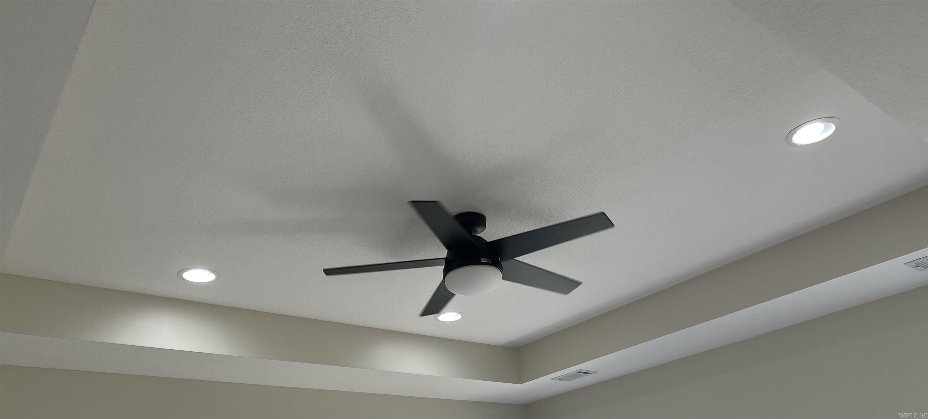 SIERRA HILLS - Residential