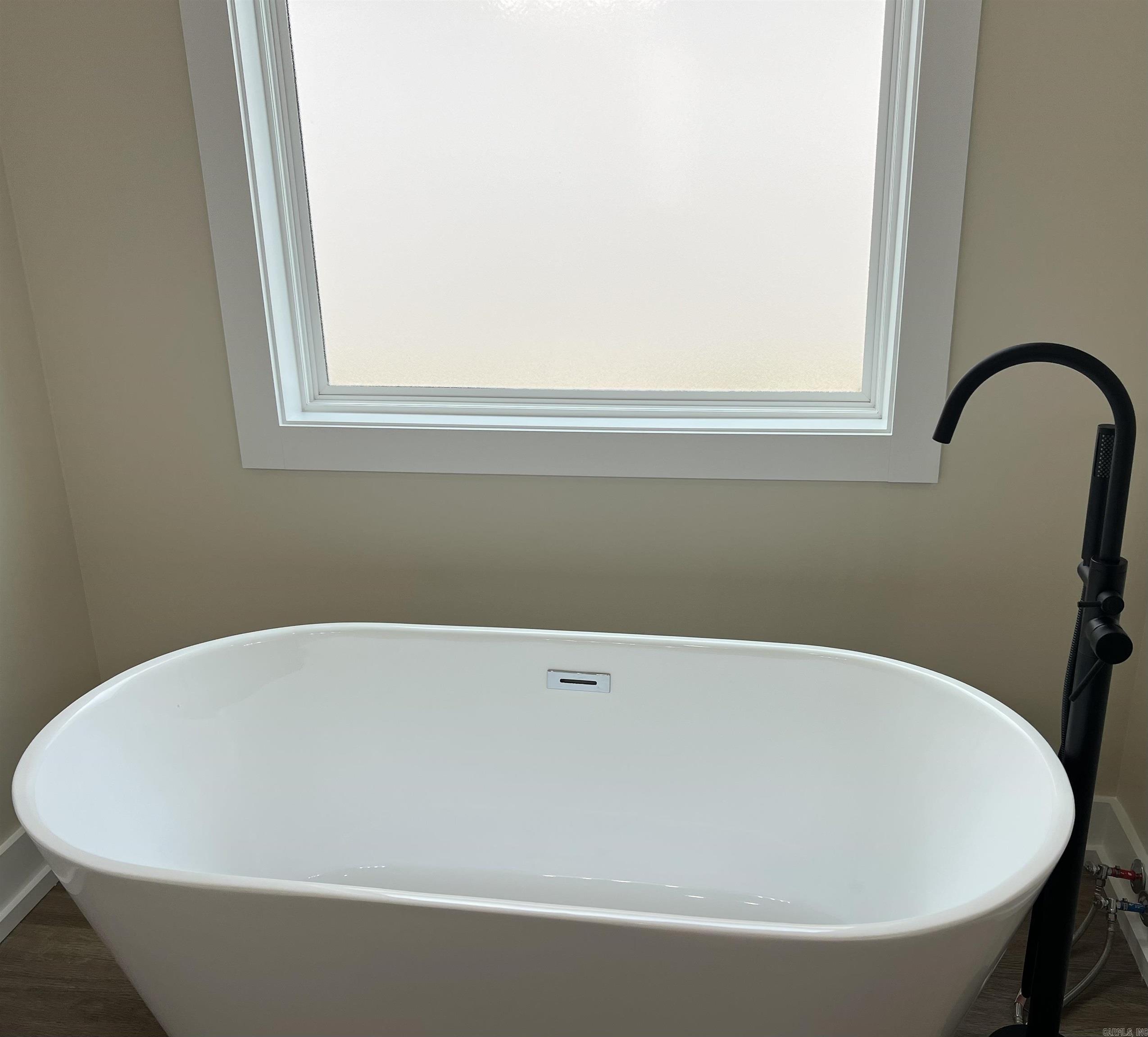 SIERRA HILLS - Residential