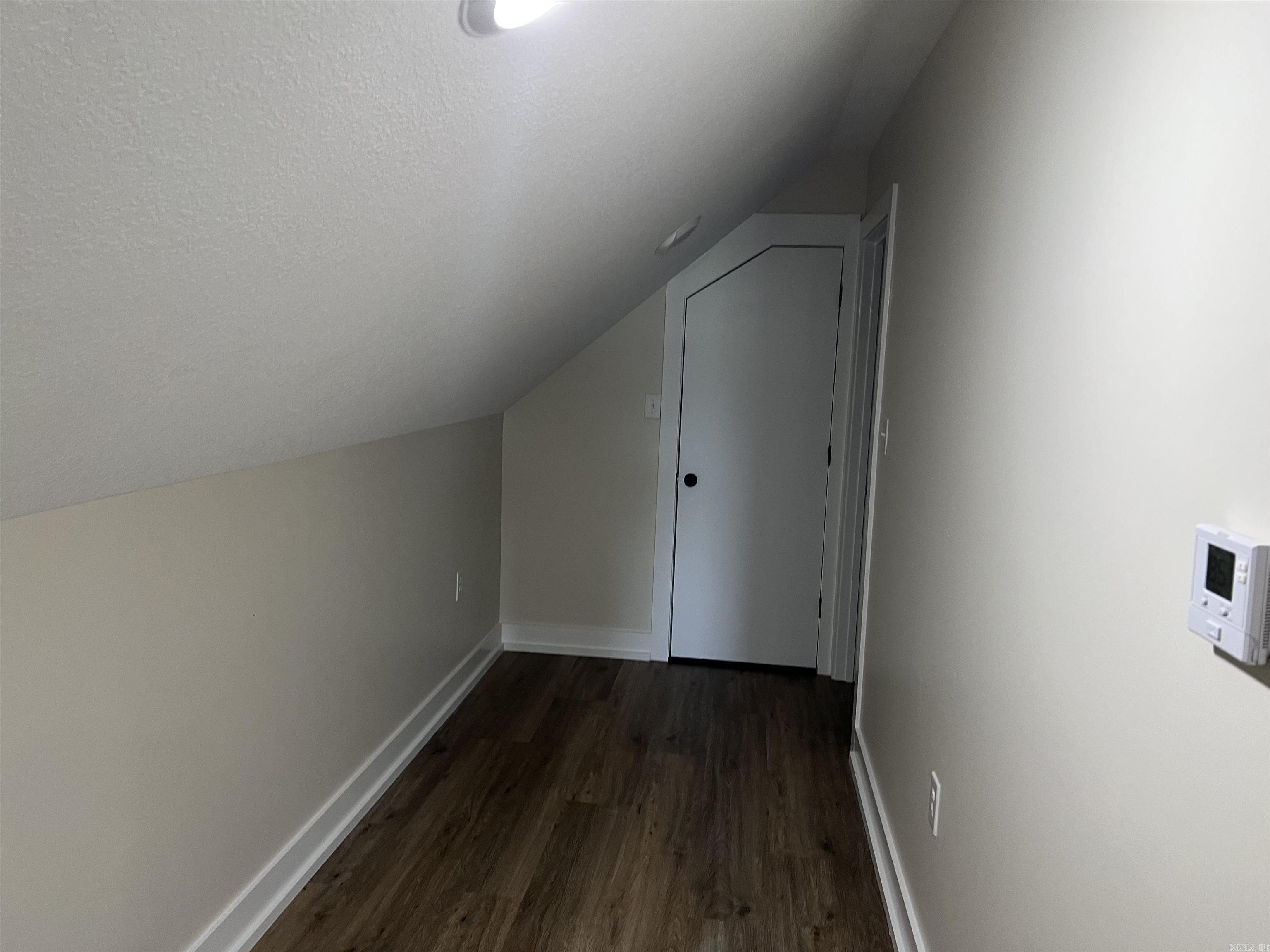 SIERRA HILLS - Residential