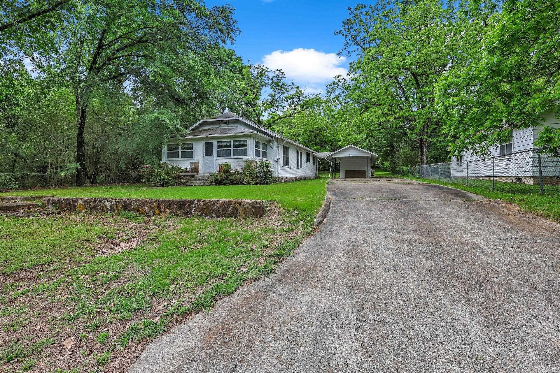 MOUNT IDA CITY ACREAGE - Residential