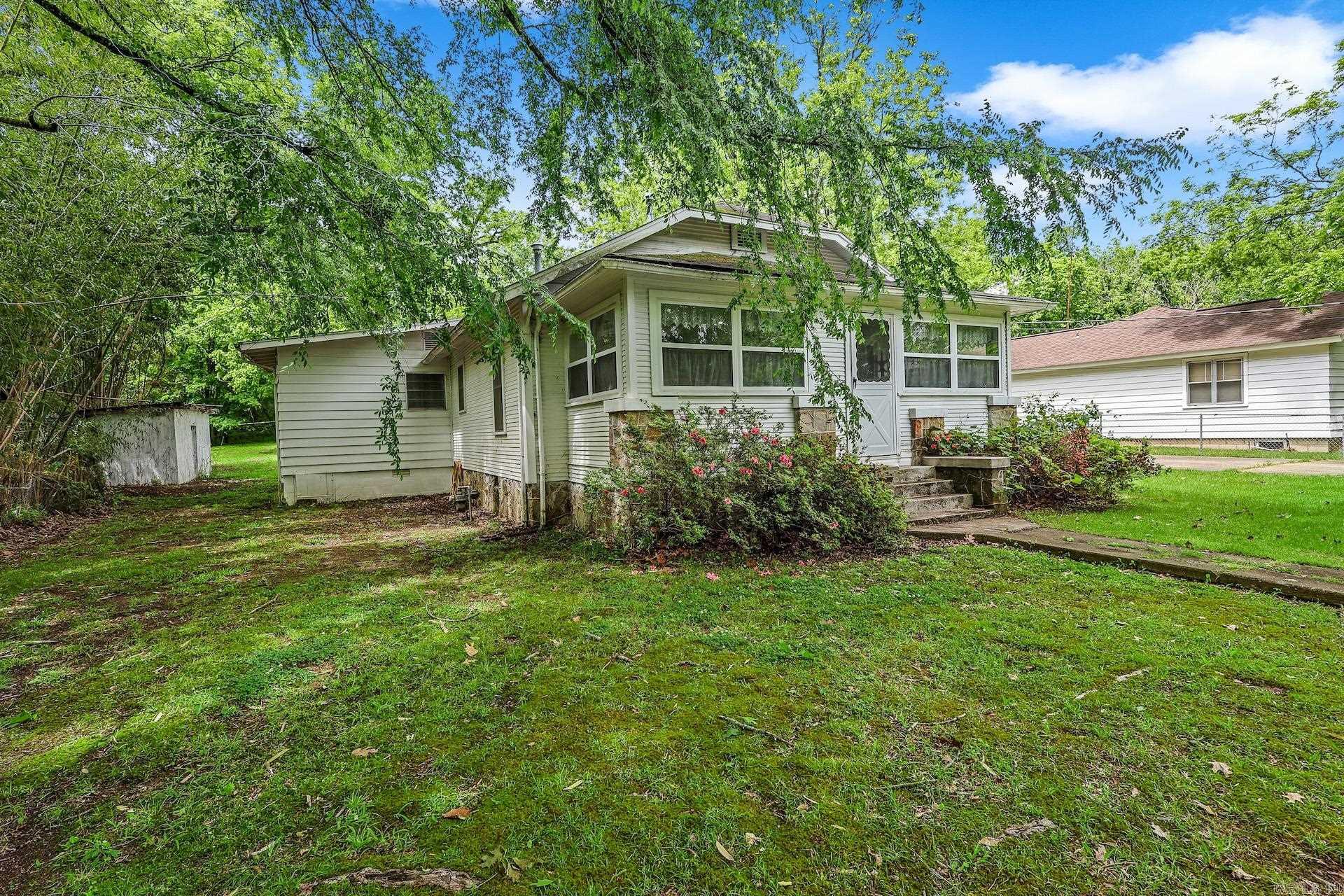 MOUNT IDA CITY ACREAGE - Residential